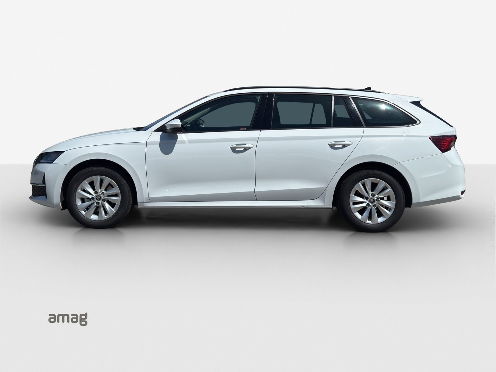 SKODA Octavia Selection MHEV, Essence, Occasion / Utilisé, Automatique - 2