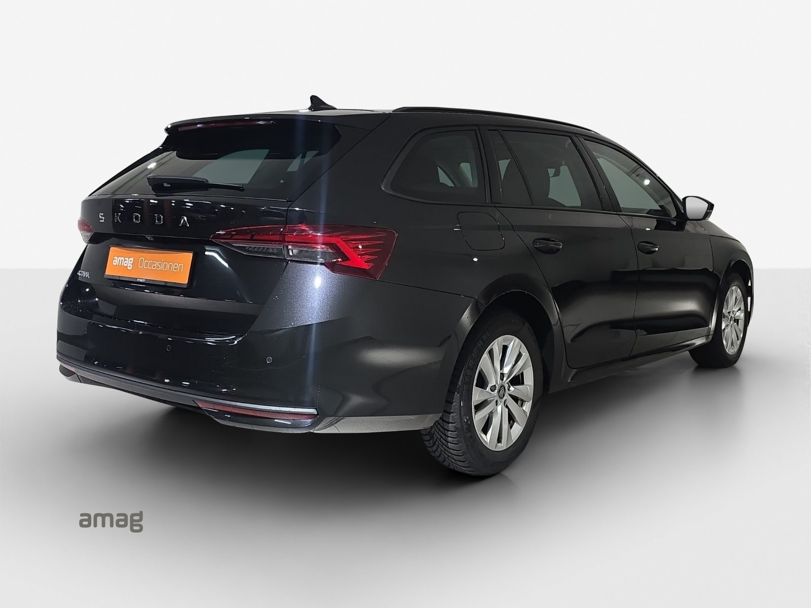 SKODA Octavia Selection MHEV, Benzin, Occasion / Gebraucht, Automatik - 5