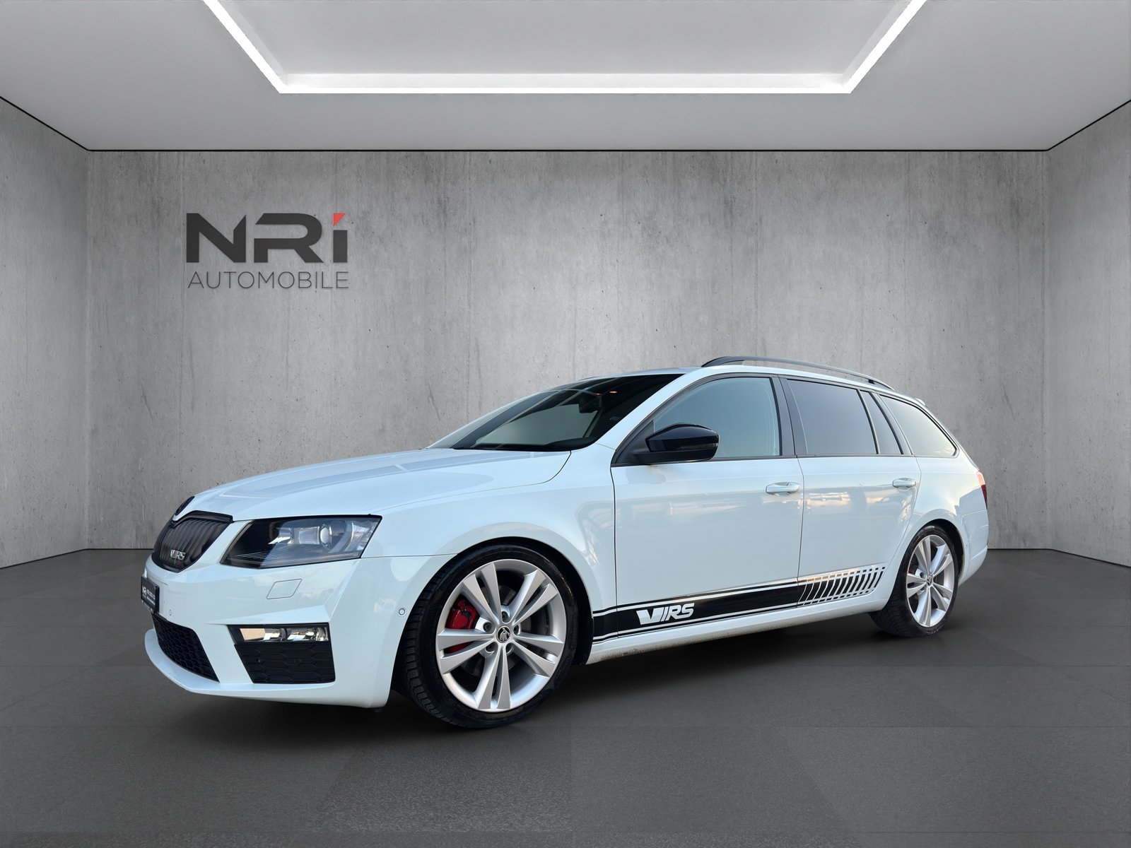 SKODA Octavia Combi 2.0 TDI 184 RS 4x4 DSG
