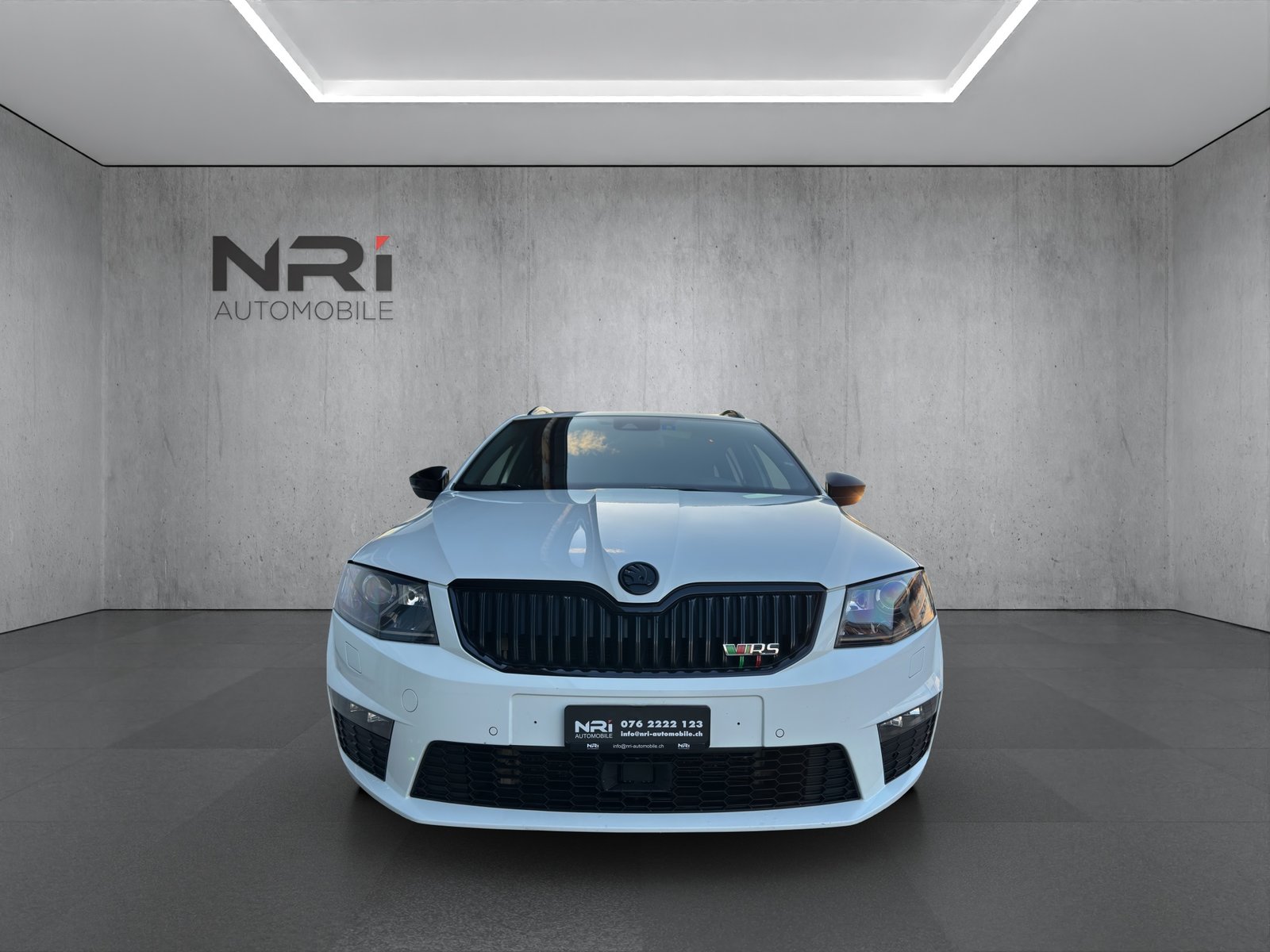 SKODA Octavia Combi 2.0 TDI 184 RS 4x4 DSG, Diesel, Occasion / Gebraucht, Automatik - 2