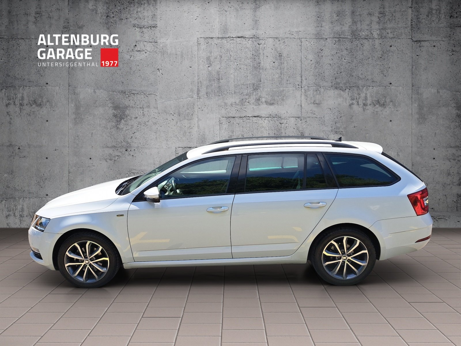 SKODA Octavia Combi 2.0 TDI 150 Sole, Diesel, Occasioni / Usate, Automatico - 2