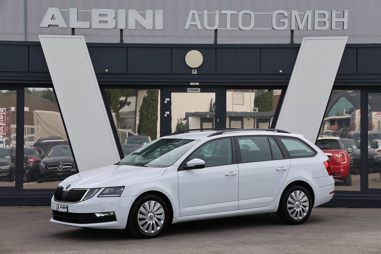 SKODA Octavia Combi 2.0 TDI Ambition DSG