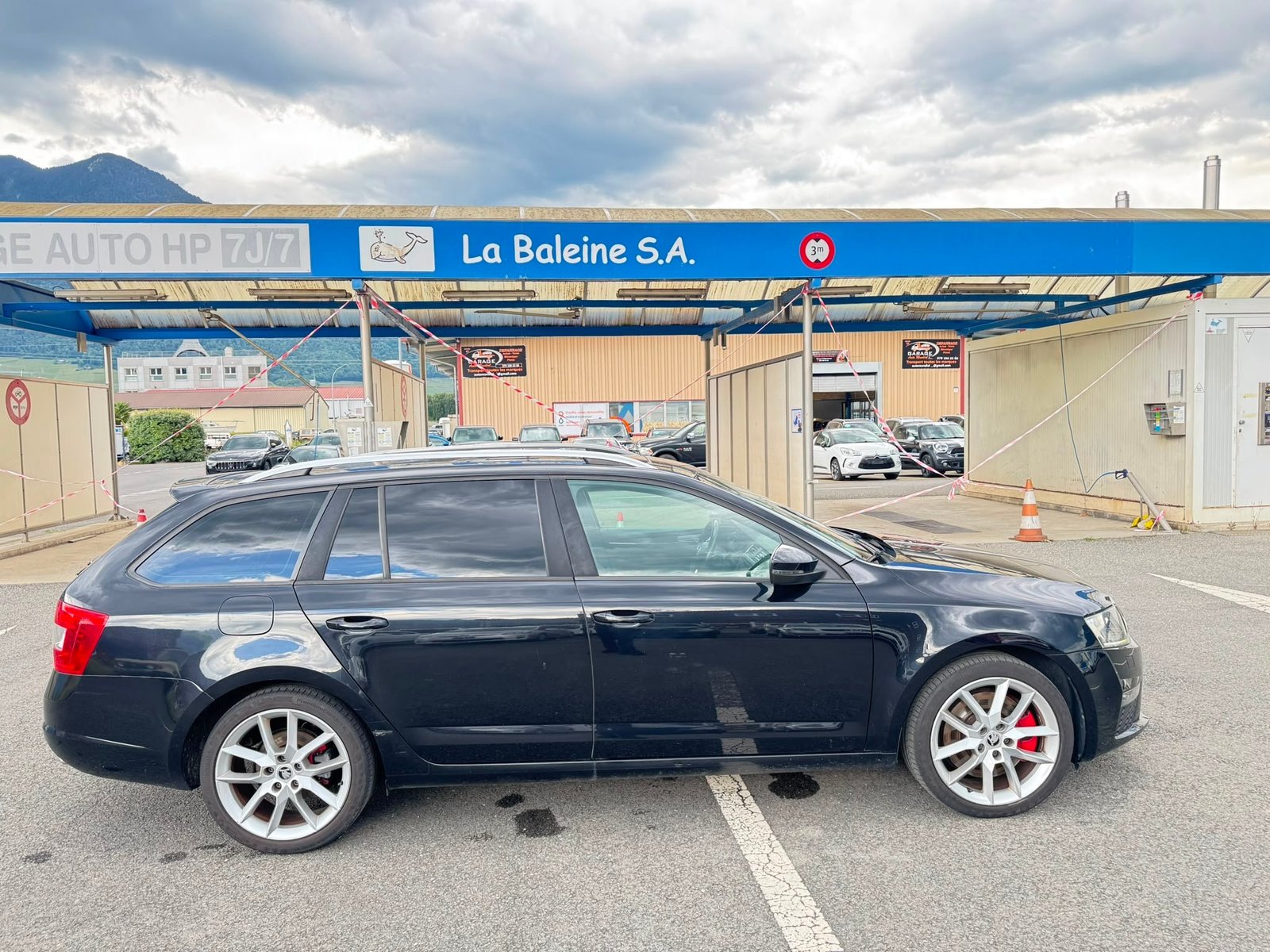 SKODA Octavia Combi 2.0 TSI RS DSG, Benzin, Occasion / Gebraucht, Automatik - 7