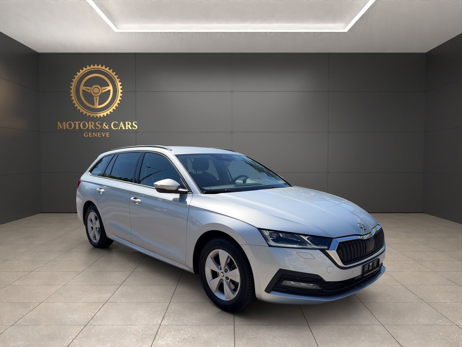 SKODA Octavia Combi 1.5 TSI mHEV DSG Ambition, Hybride Léger Essence/Électricité, Occasion / Utilisé, Automatique - 2