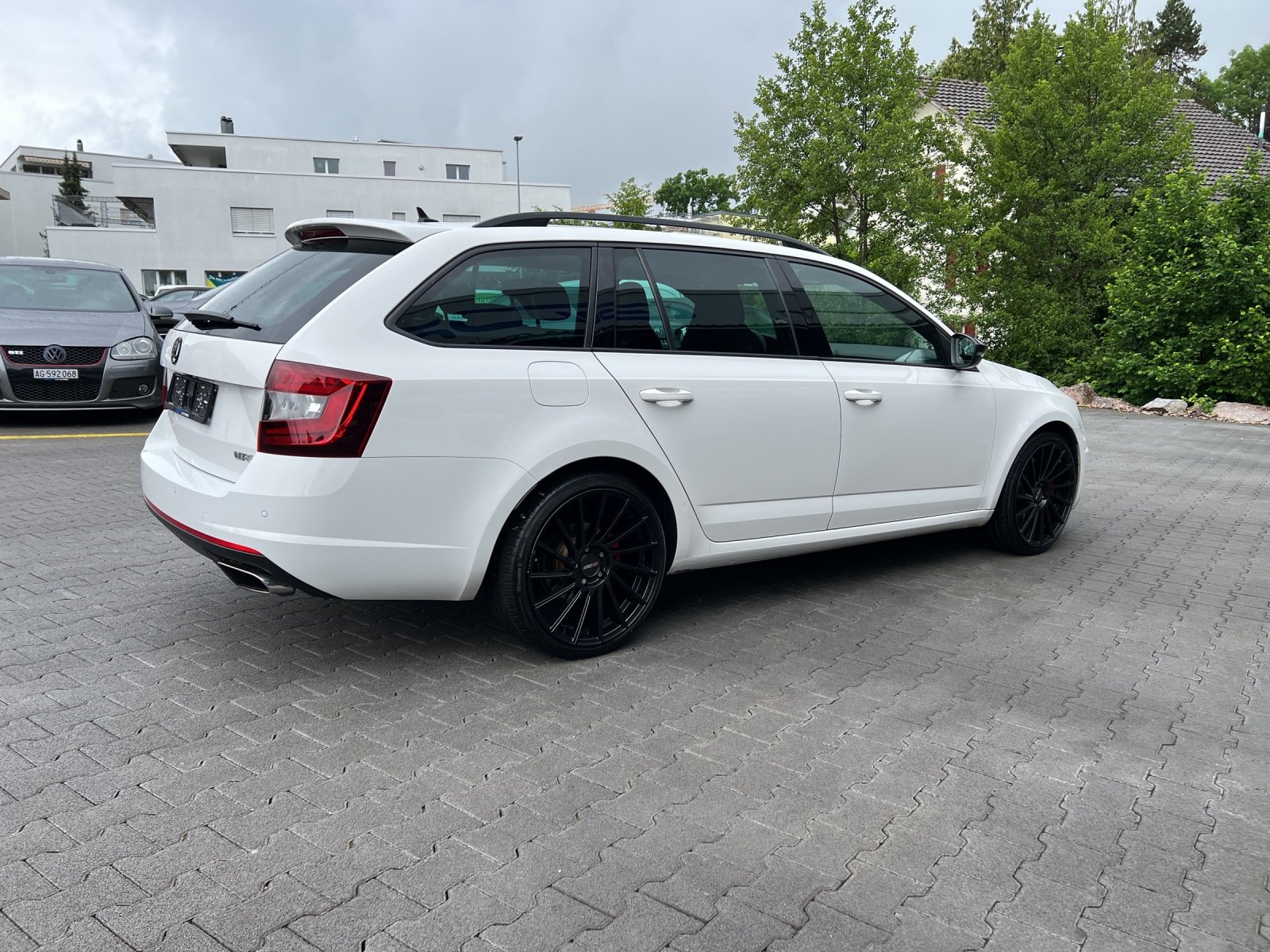 SKODA Octavia Combi 2.0 TSI RS DSG, Benzin, Occasion / Gebraucht, Automatik - 4