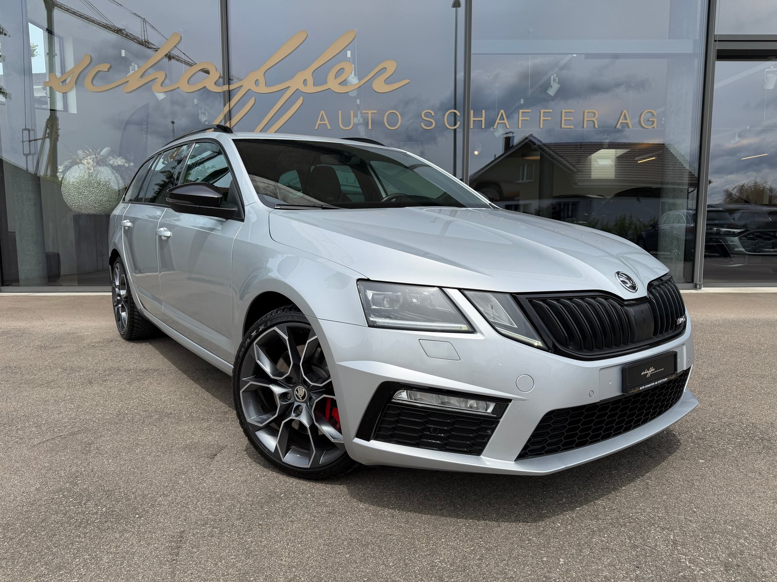 SKODA Octavia Combi 2.0 TSI RS DSG, Benzin, Occasion / Gebraucht, Automatik - 4