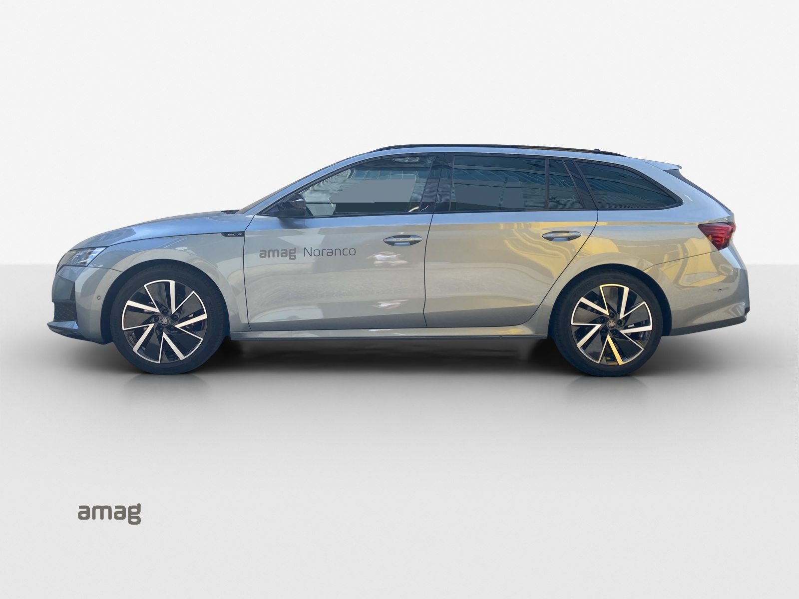 SKODA Octavia Sportline Dynamic (Netto), Benzin, Occasion / Gebraucht, Automatik - 2