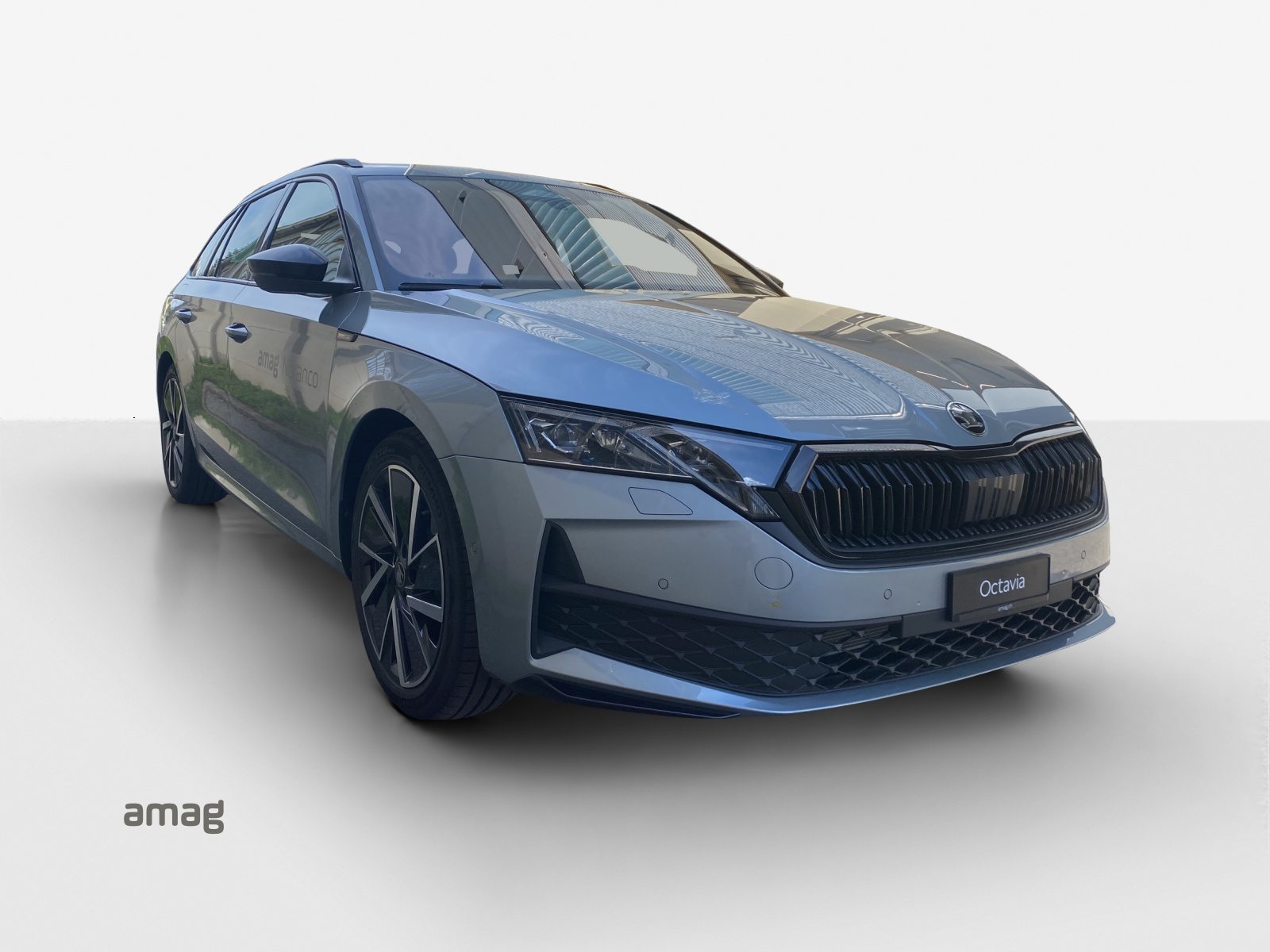 SKODA Octavia Sportline Dynamic (Netto), Benzin, Occasion / Gebraucht, Automatik - 6