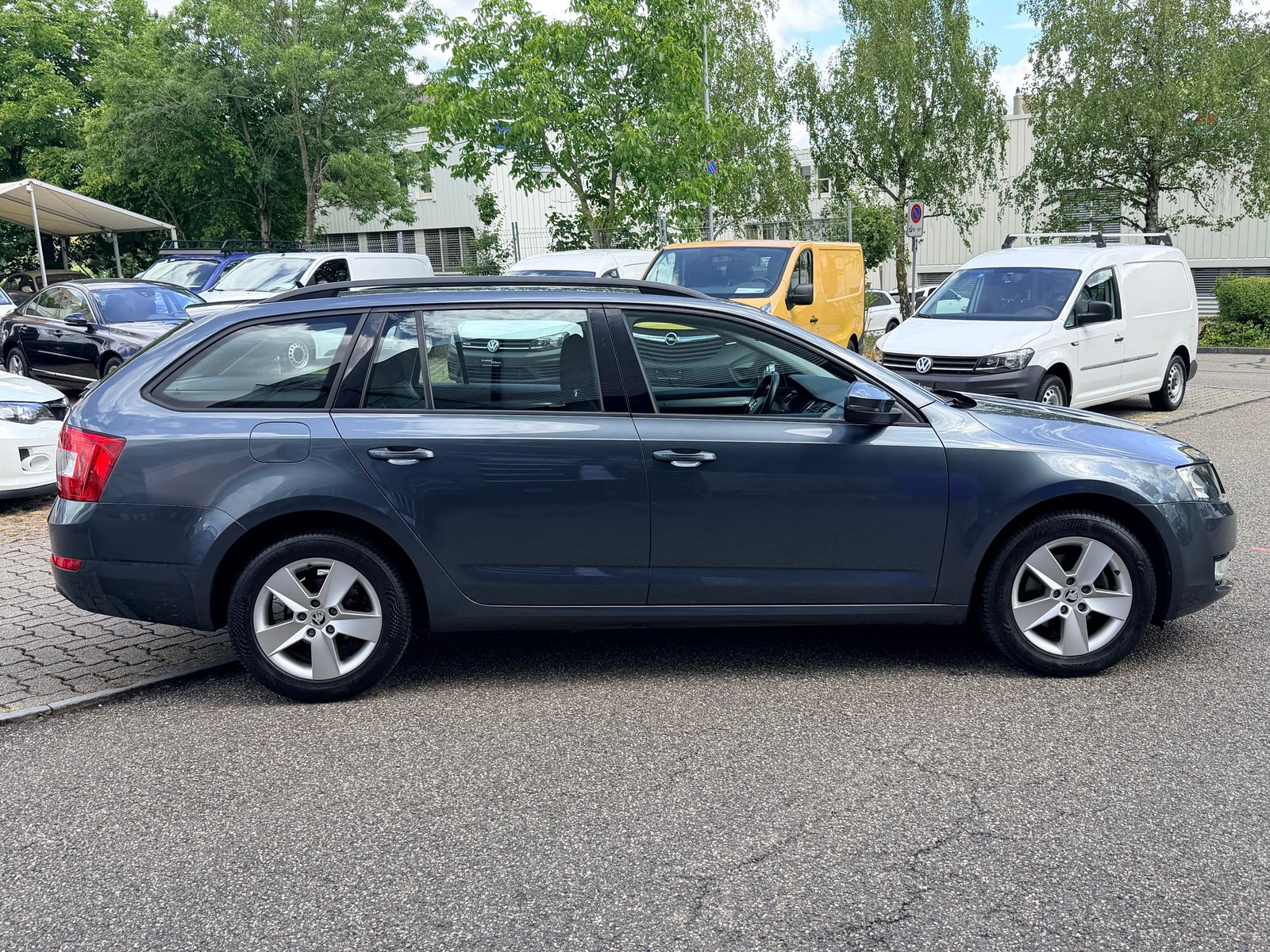 SKODA Octavia Combi 1.4 TSI Ambition DSG, Benzina, Occasioni / Usate, Automatico - 2