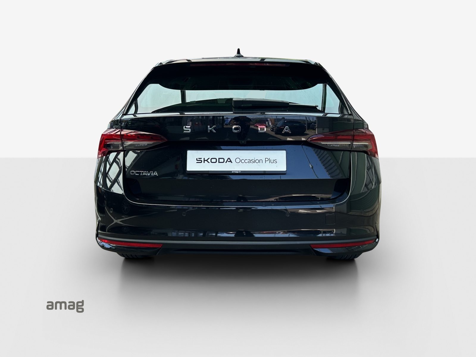 SKODA Octavia Selection MHEV, Benzin, Occasion / Gebraucht, Automatik - 4