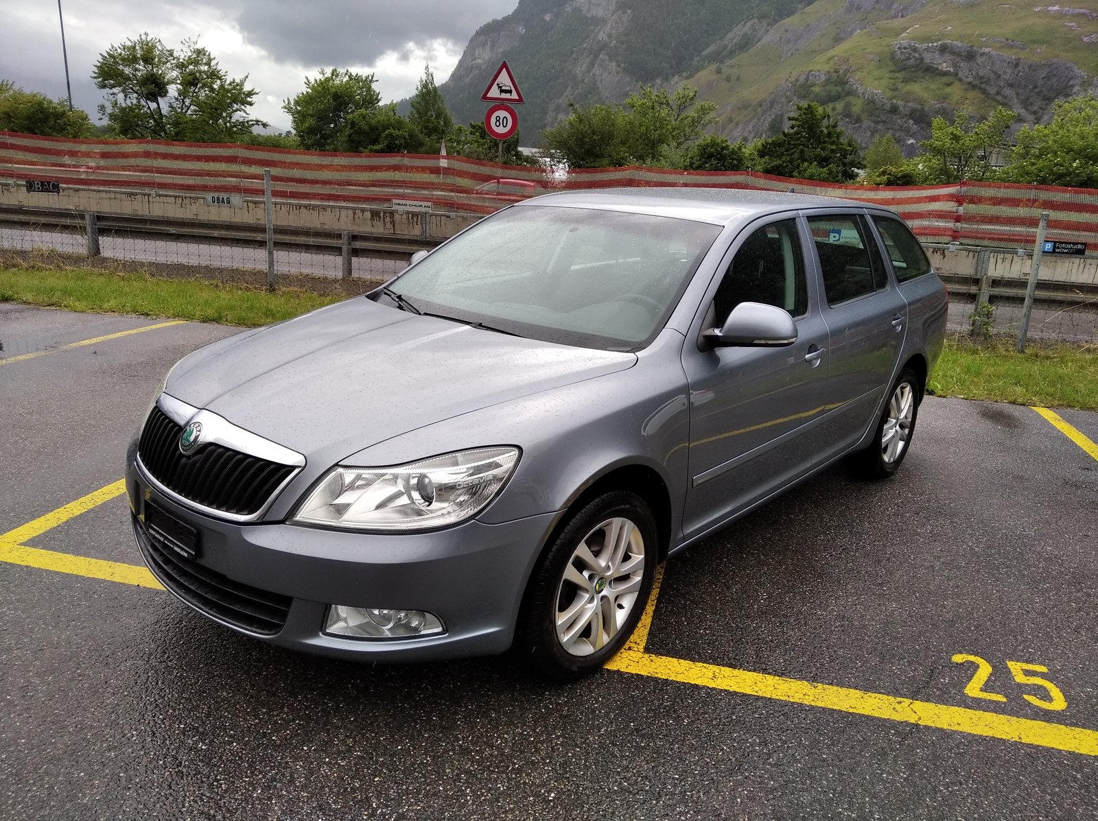 SKODA Octavia Combi 1.8 TSI Twenty 4x4, Benzin, Occasion / Gebraucht, Handschaltung - 2