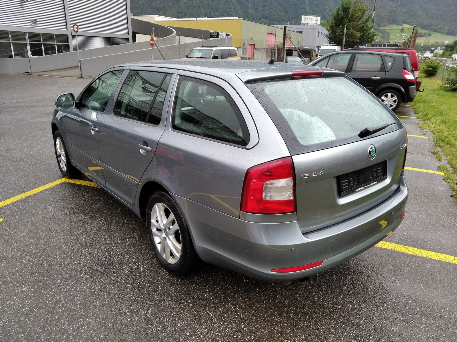 SKODA Octavia Combi 1.8 TSI Twenty 4x4, Benzin, Occasion / Gebraucht, Handschaltung - 6