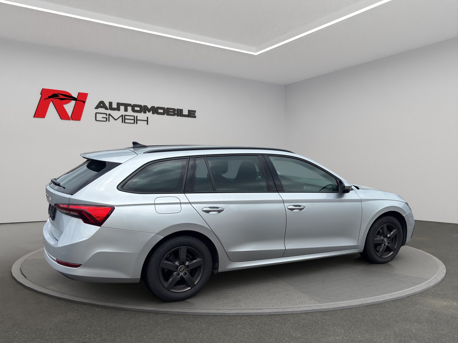 SKODA Octavia Combi 2.0 TDI DSG Ambition, Diesel, Occasion / Utilisé, Automatique - 6
