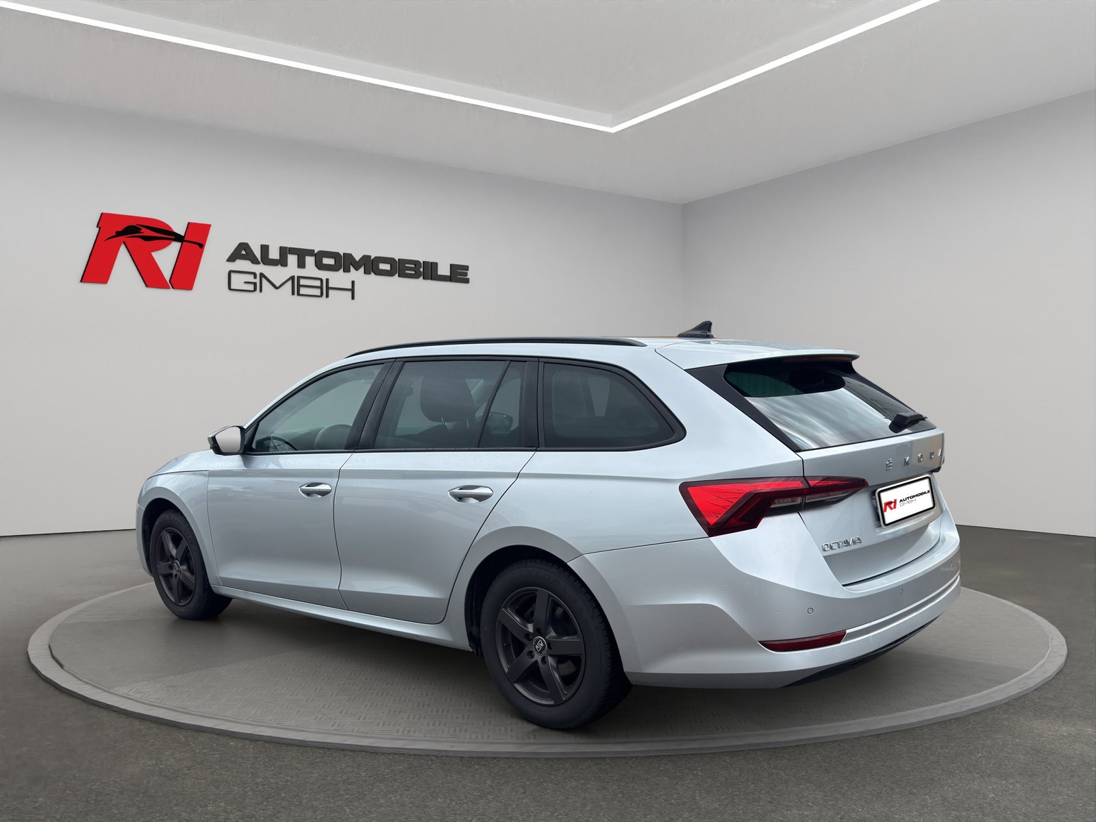 SKODA Octavia Combi 2.0 TDI DSG Ambition, Diesel, Occasion / Utilisé, Automatique - 7