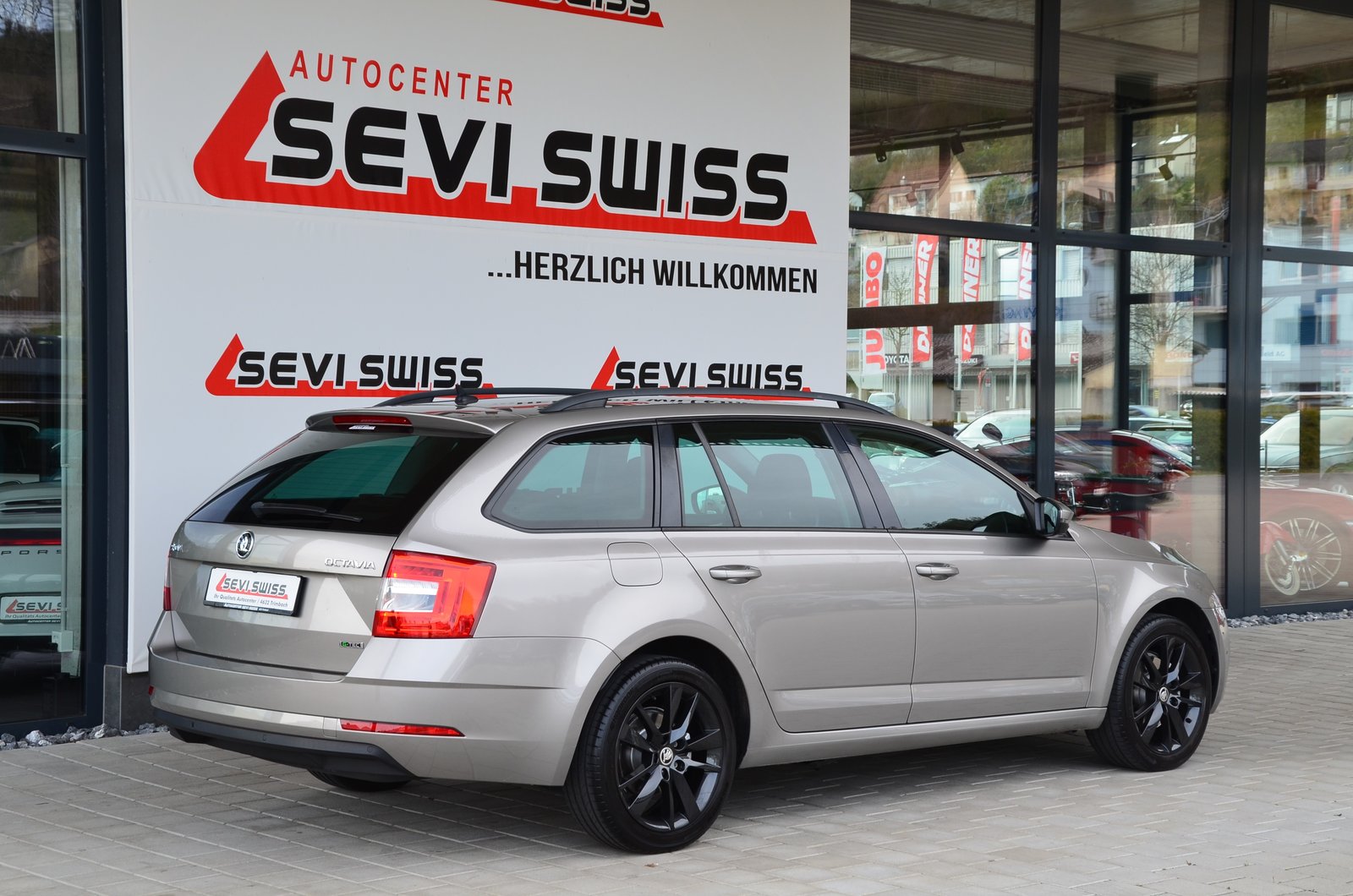 SKODA Octavia Combi 1.4 TSI G-tec Style CNG DSG*Frisch ab MF, Second hand / Used, Automatic - 5