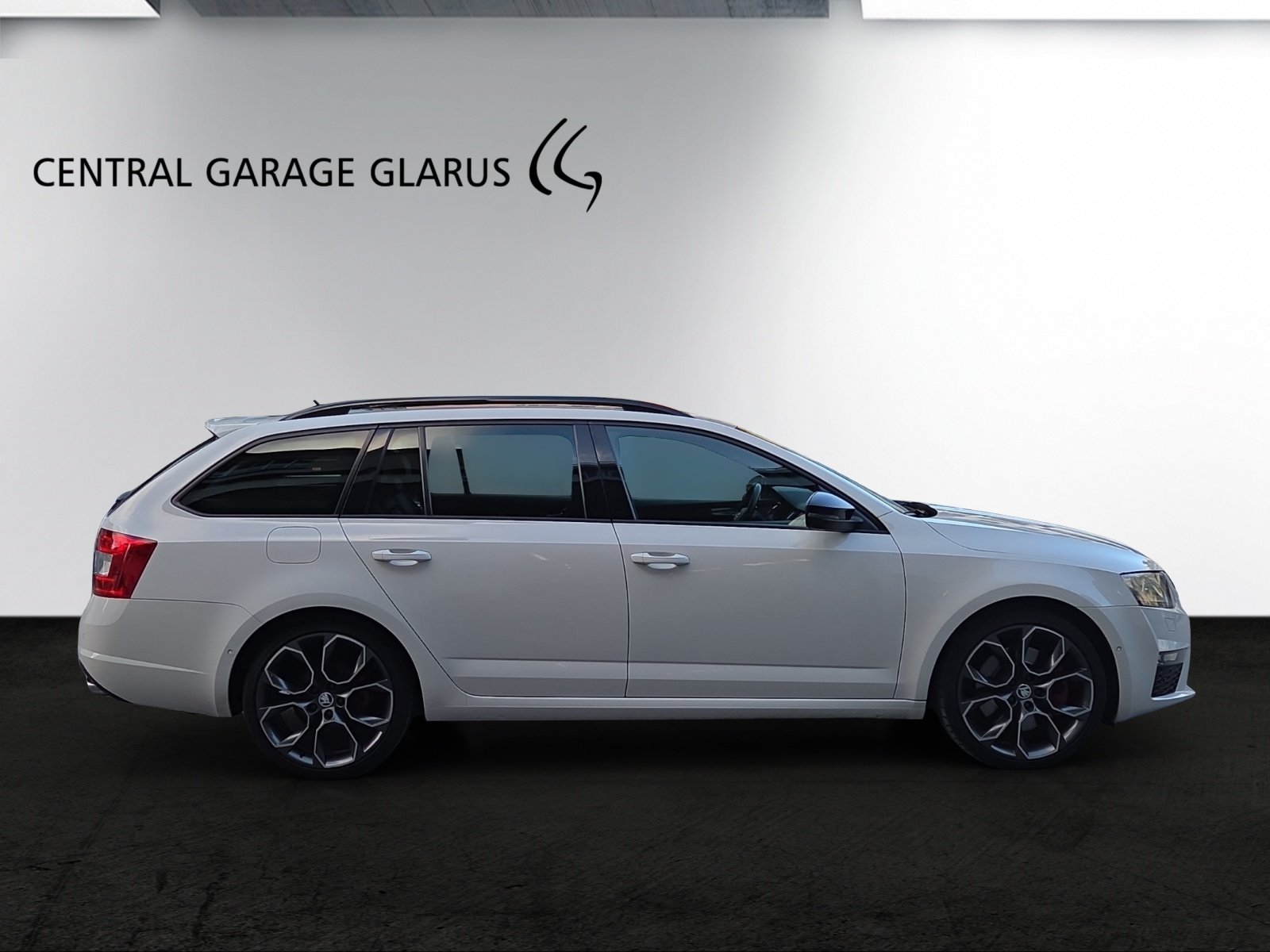 SKODA Octavia Combi 2.0 TSI RS DSG, Petrol, Second hand / Used, Automatic - 5