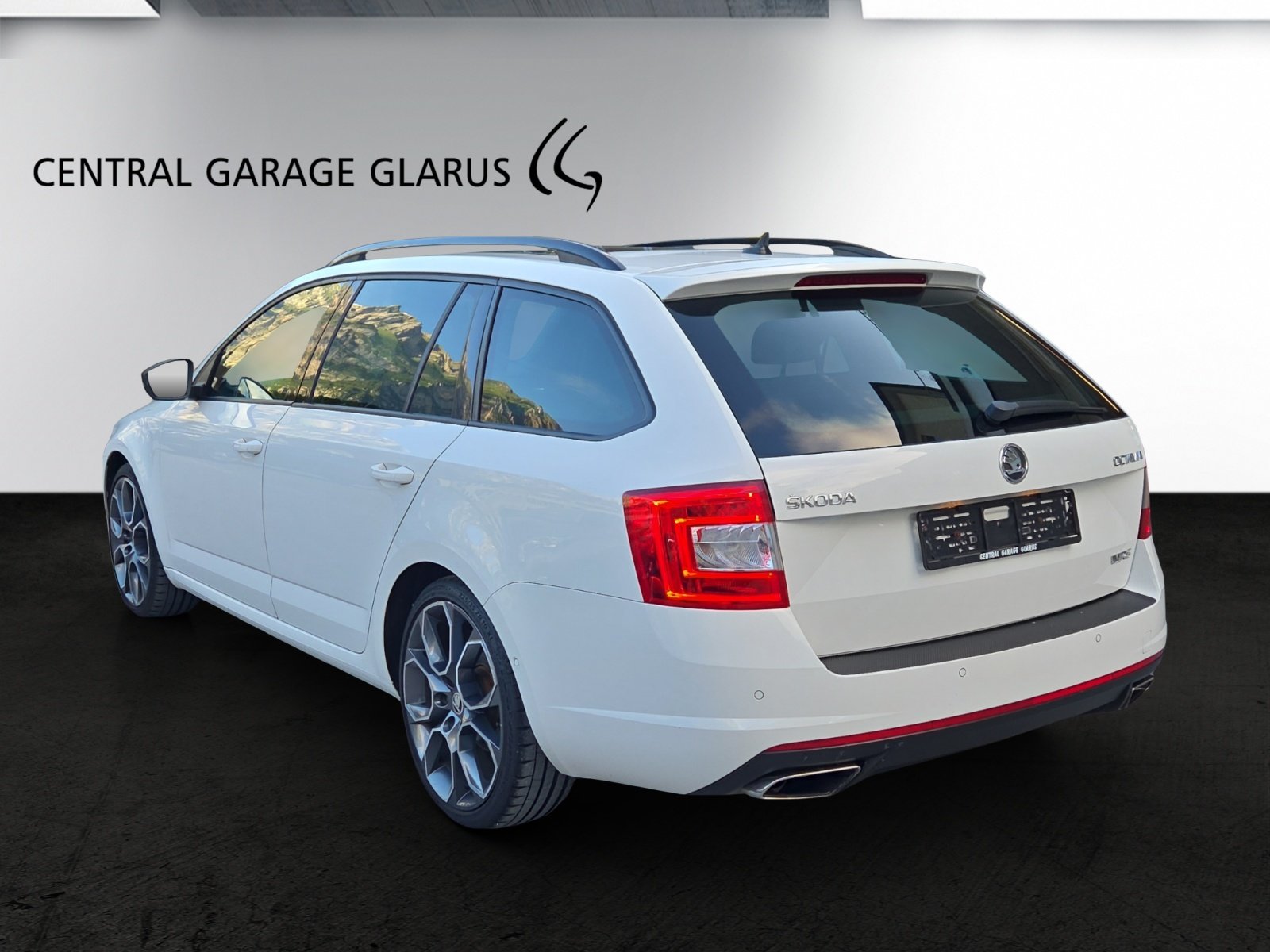 SKODA Octavia Combi 2.0 TSI RS DSG, Petrol, Second hand / Used, Automatic - 7