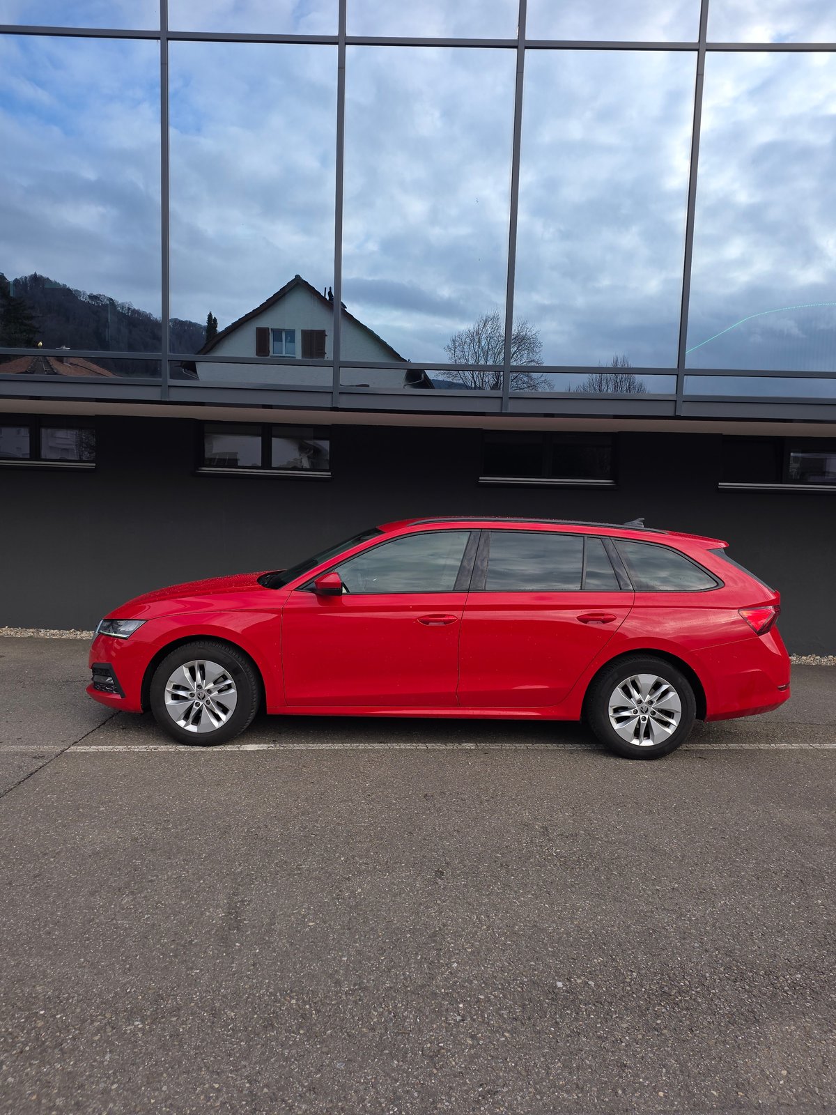 SKODA Octavia Combi 2.0 TDI DSG Style, Diesel, Second hand / Used, Automatic - 3