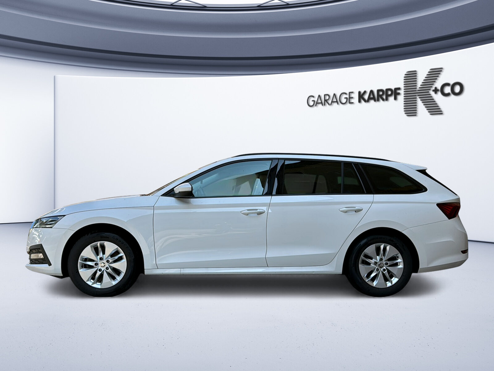 SKODA Octavia Ambition, Diesel, Occasioni / Usate, Automatico - 2