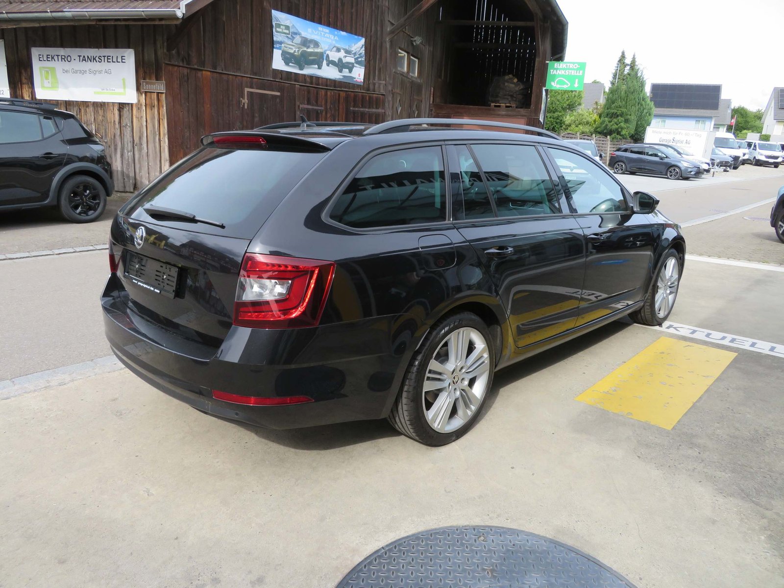 SKODA Octavia Combi 1.8 TSI Style DSG, Benzin, Occasion / Gebraucht, Automatik - 7