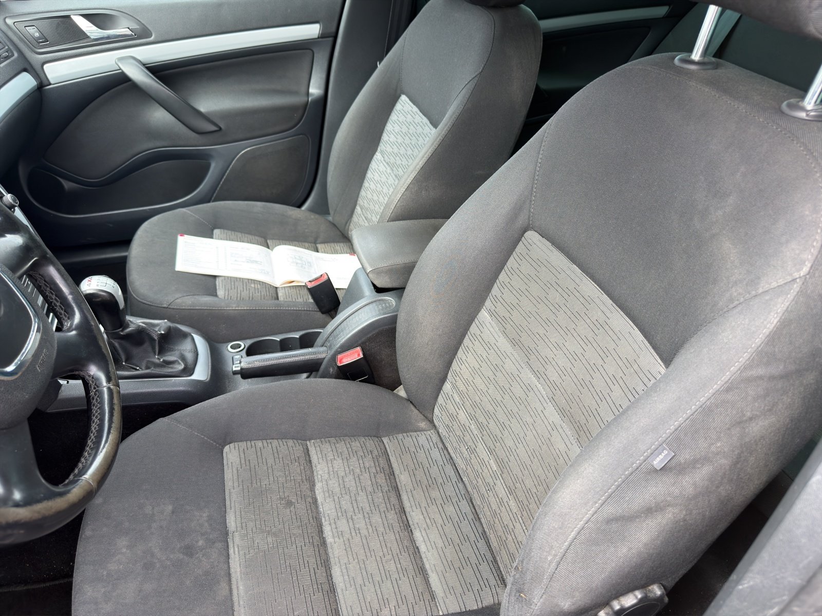 SKODA Octavia Combi 1.6 TDI 4x4, Diesel, Second hand / Used, Manual - 5