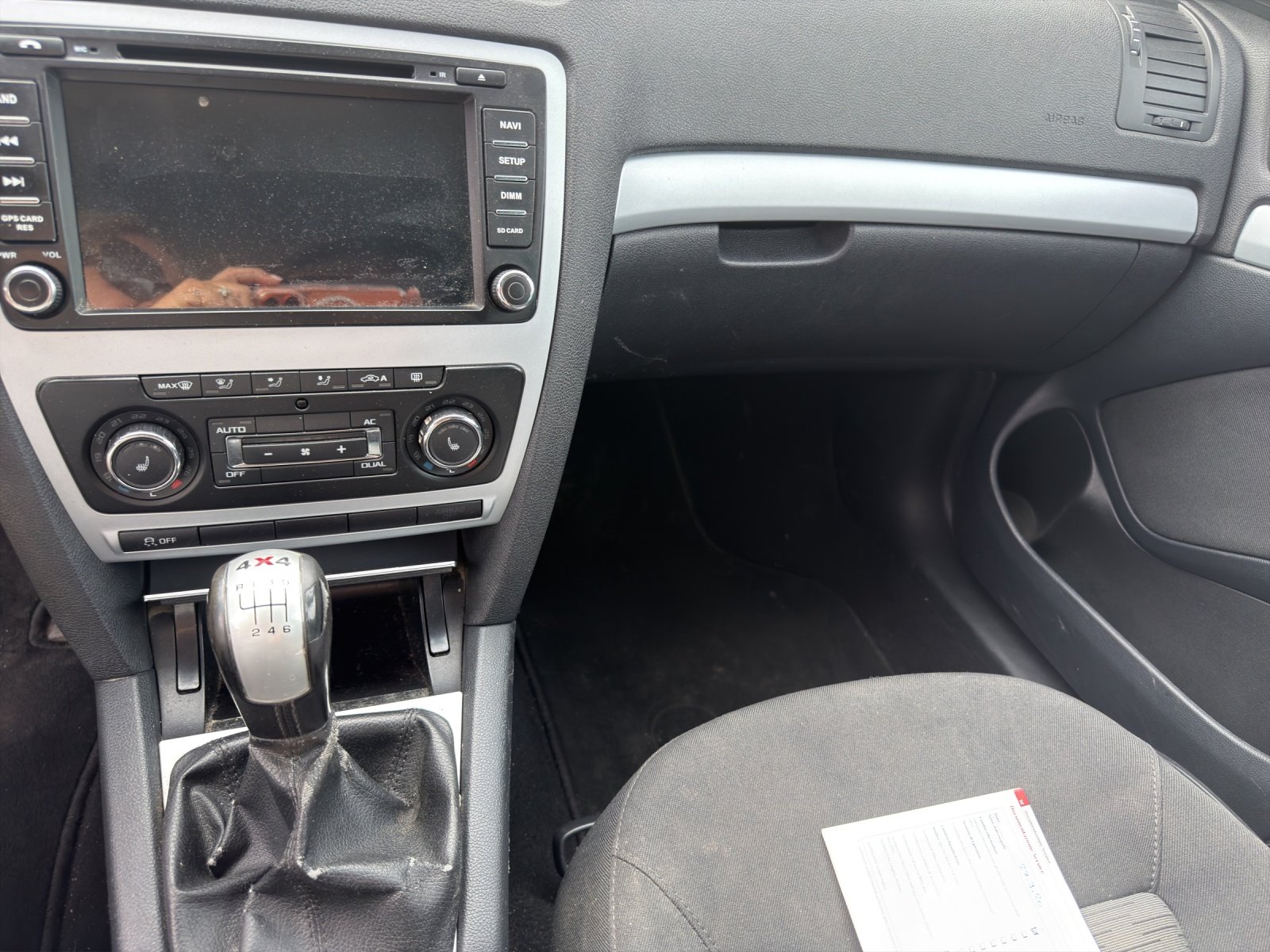 SKODA Octavia Combi 1.6 TDI 4x4, Diesel, Second hand / Used, Manual - 6
