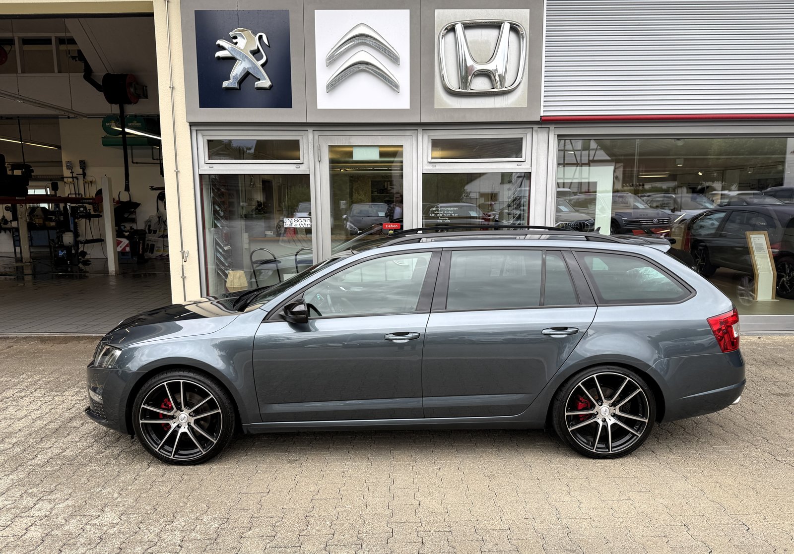SKODA Octavia Combi 2.0 TDI RS 4x4 DSG, Diesel, Second hand / Used, Automatic - 4
