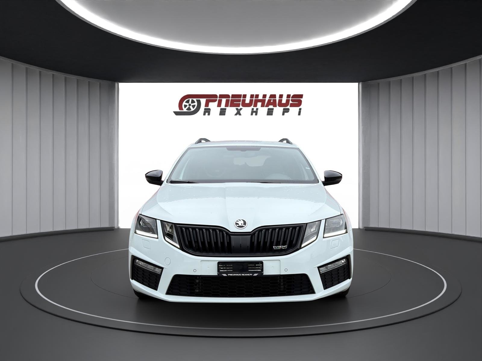 SKODA Octavia Combi 2.0 TSI RS DSG, Essence, Occasion / Utilisé, Automatique - 2