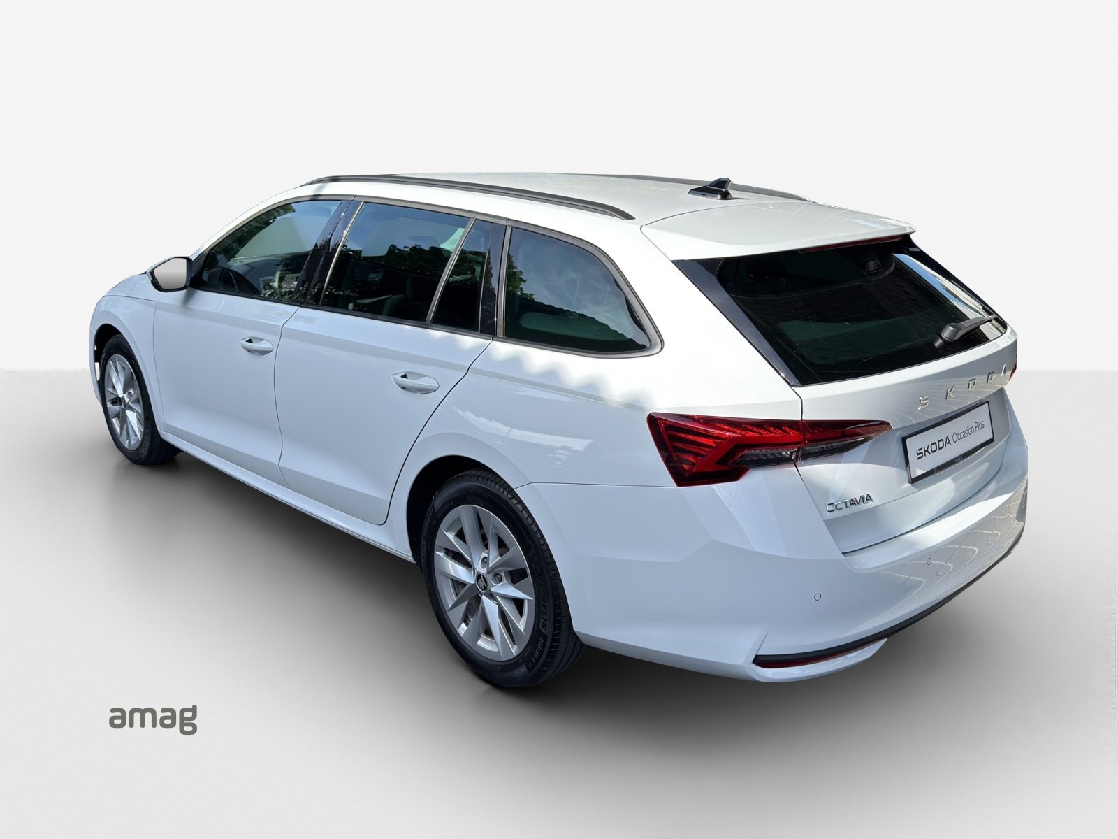 SKODA Octavia Selection MHEV, Essence, Occasion / Utilisé, Automatique - 3