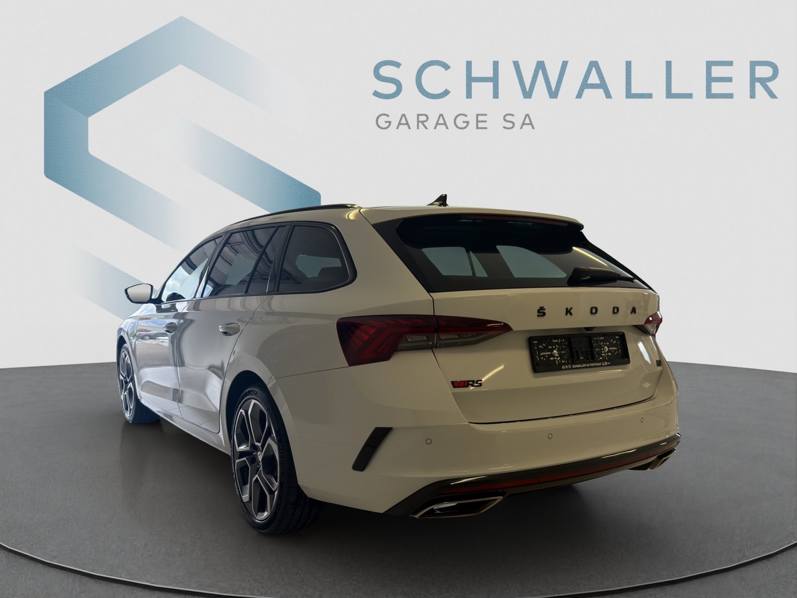 SKODA OCTAVIA 1.4 TSI PHEV 245 RS DSG, Plug-in-Hybrid Petrol/Electric, Second hand / Used, Automatic - 6
