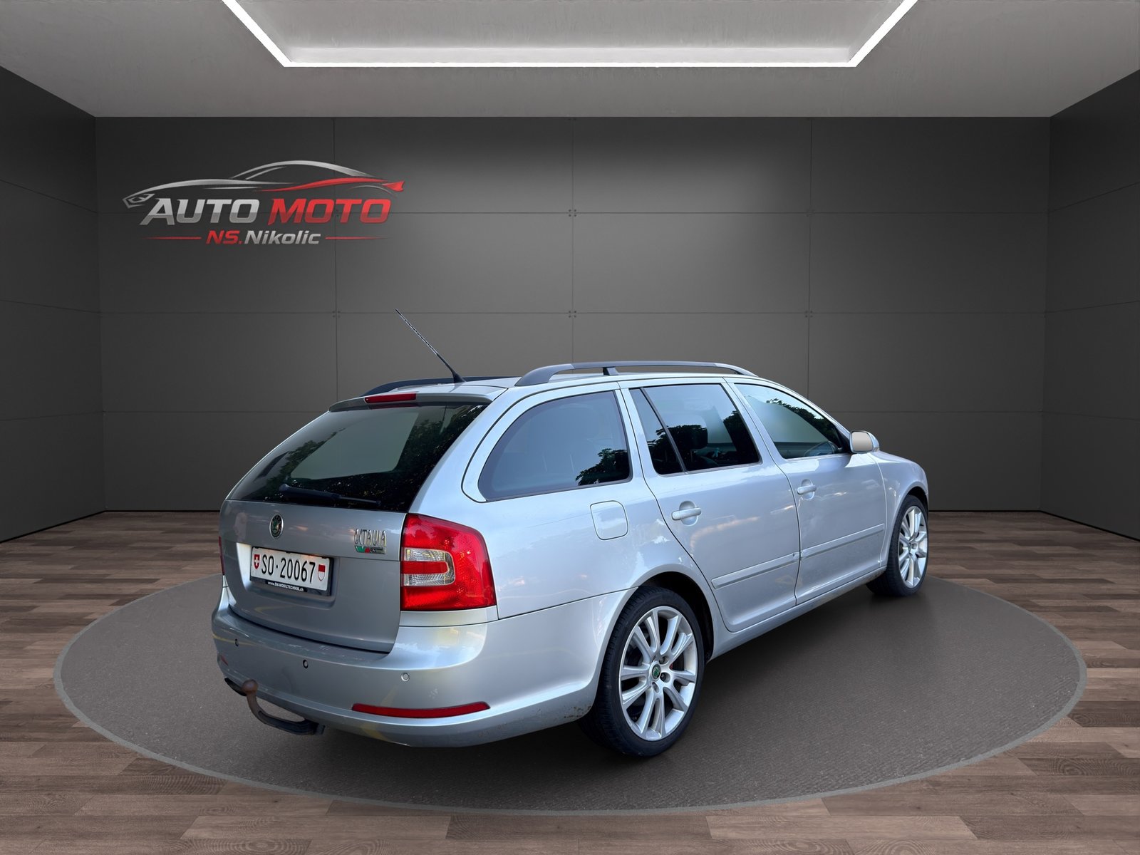 SKODA Octavia 2.0 TFSI RS, Benzin, Occasion / Gebraucht, Handschaltung - 3