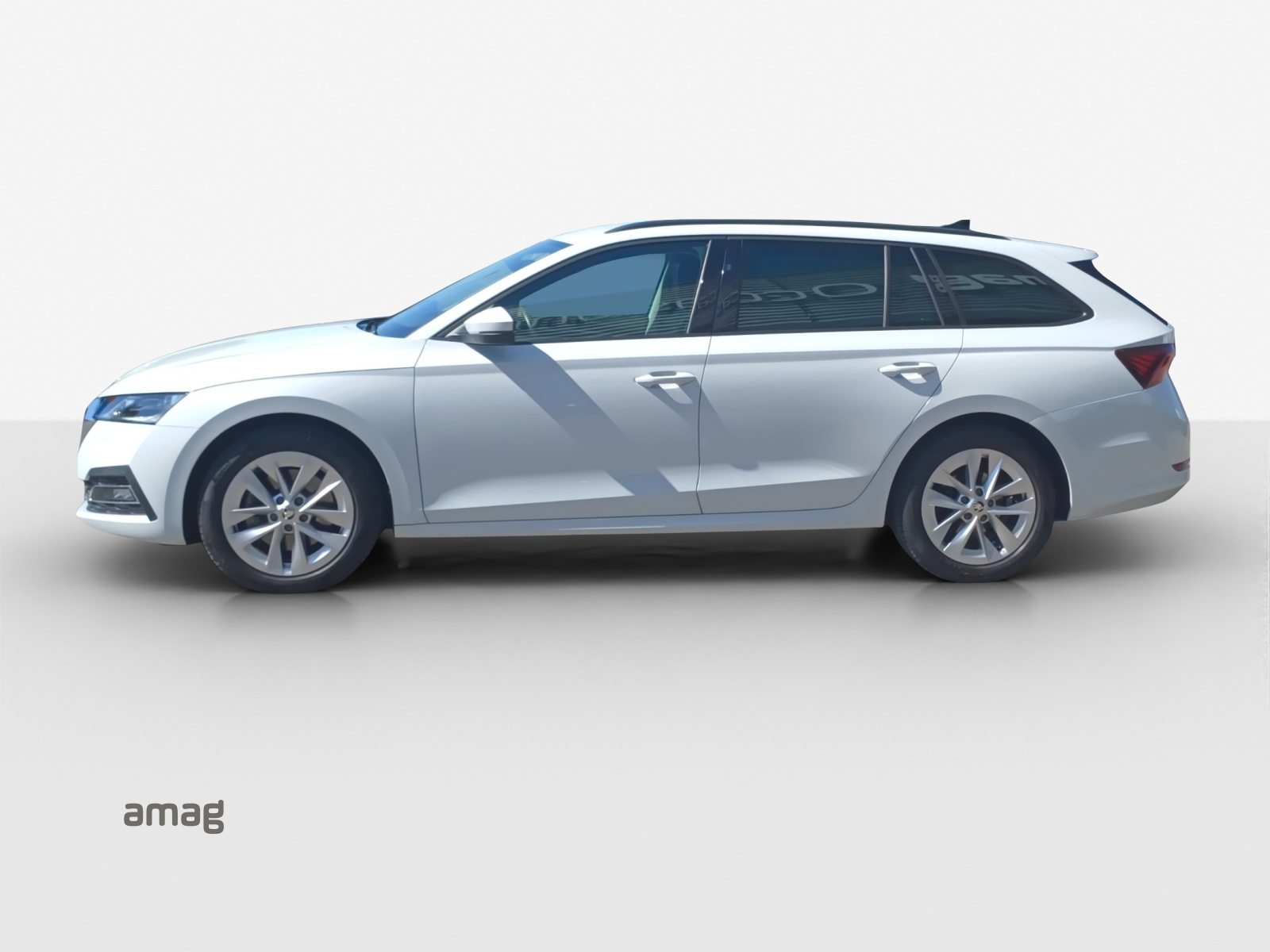 SKODA Octavia Style, Petrol, Second hand / Used, Automatic - 2