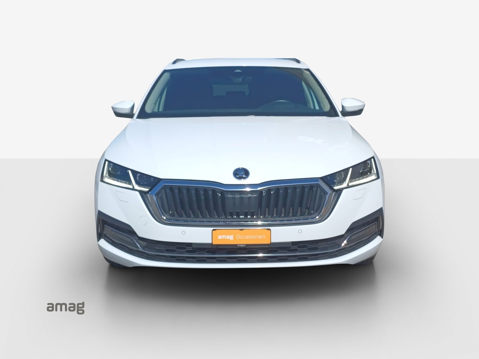 SKODA Octavia Style, Petrol, Second hand / Used, Automatic - 7