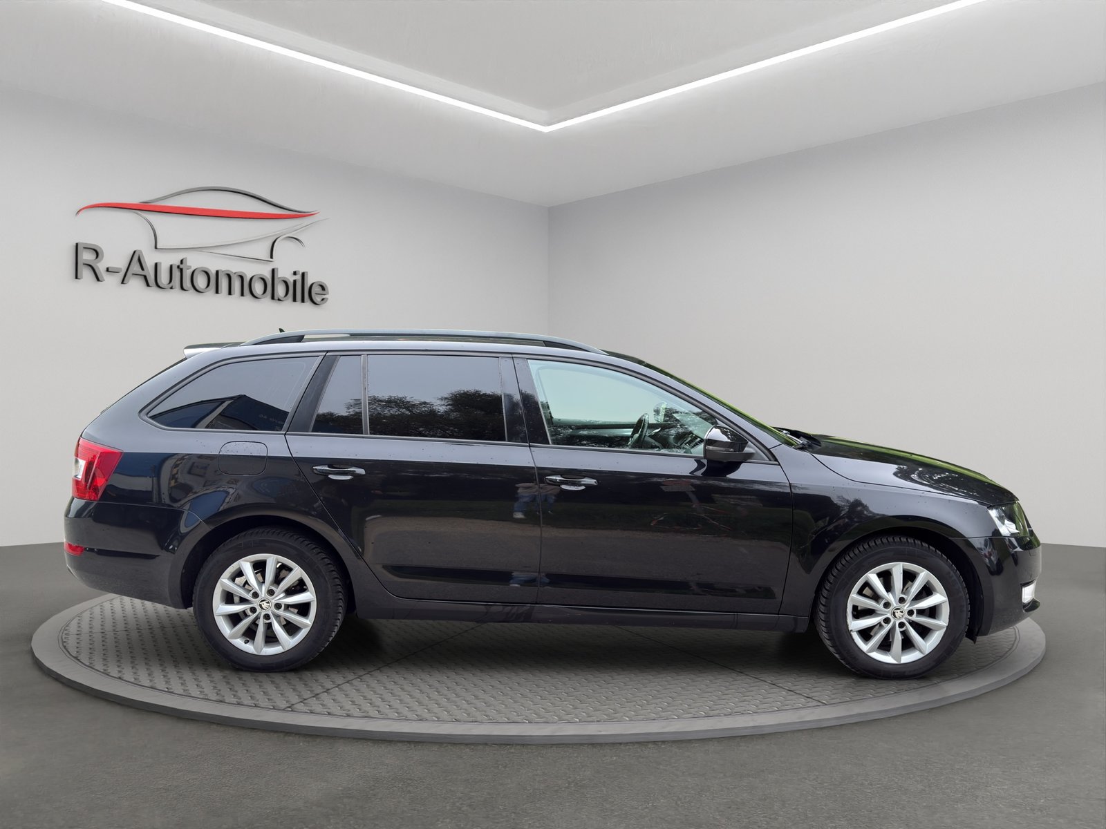 SKODA Octavia Combi 1.6 TDI Ambition DSG, Diesel, Occasion / Gebraucht, Automatik - 6