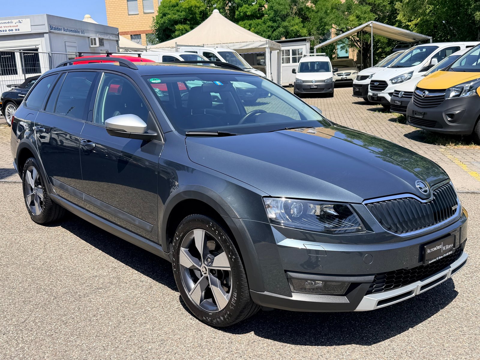 SKODA Octavia Combi 2.0 TDI Scout 4x4 DSG
