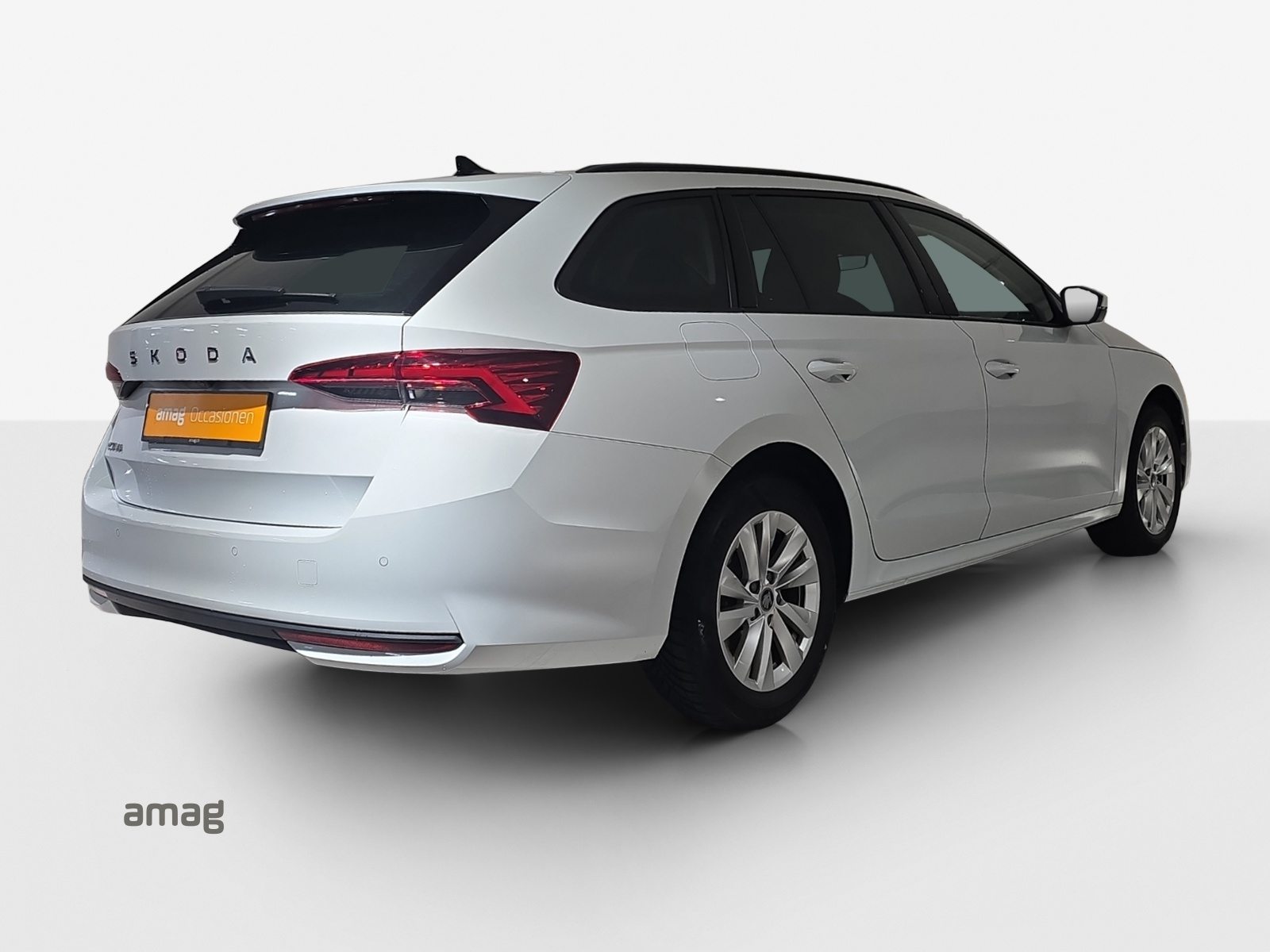 SKODA Octavia Selection MHEV, Essence, Occasion / Utilisé, Automatique - 5