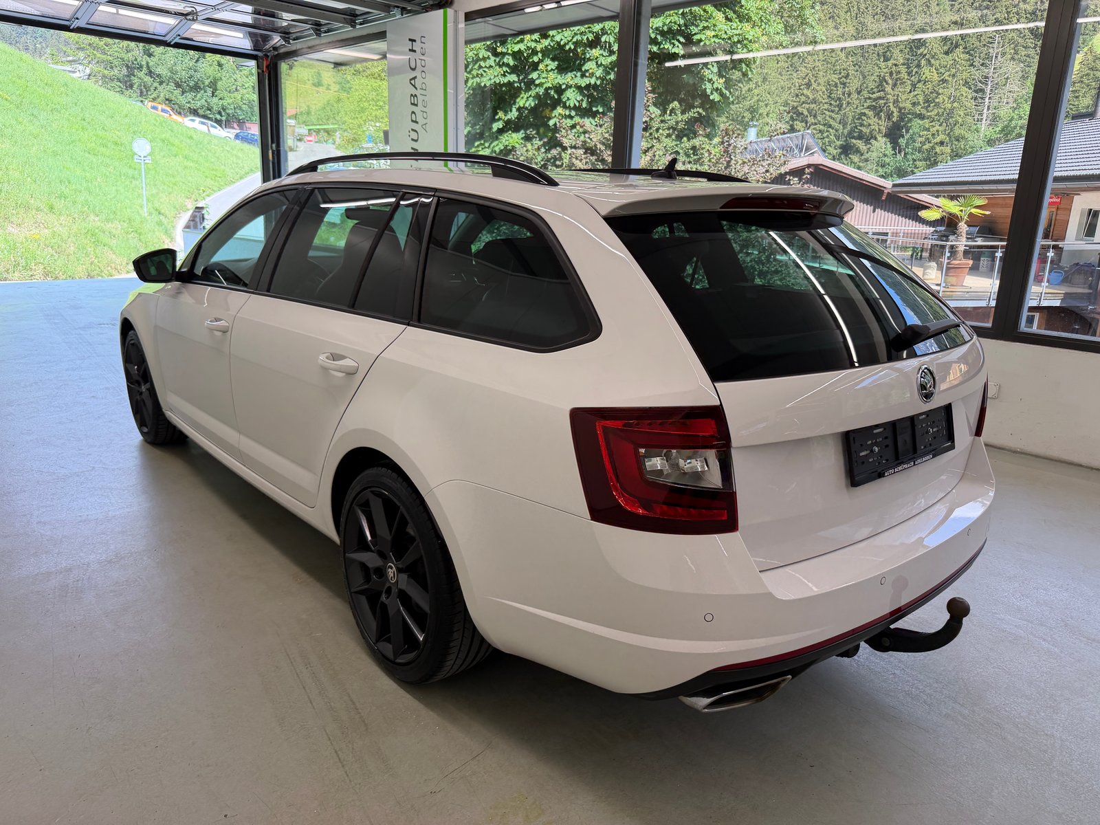 SKODA Octavia Combi 2.0 TDI RS 4x4 DSG, Diesel, Second hand / Used, Automatic - 5