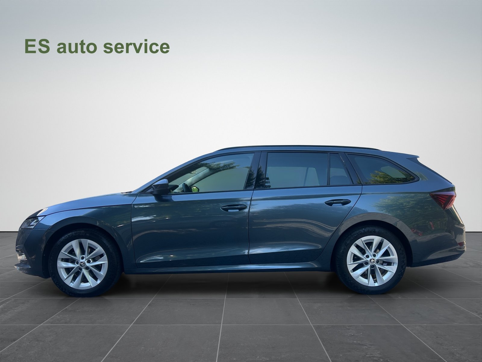SKODA Octavia Combi 1.5 TSI mHEV DSG Ambition, Mild-Hybrid Petrol/Electric, Second hand / Used, Automatic - 3