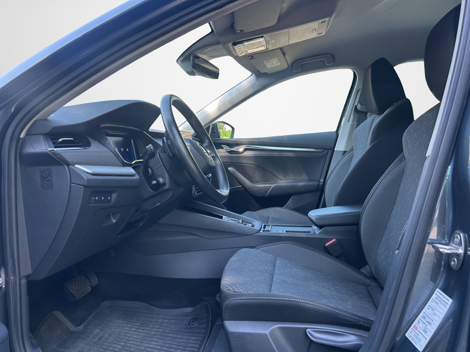 SKODA Octavia Combi 1.5 TSI mHEV DSG Ambition, Mild-Hybrid Petrol/Electric, Second hand / Used, Automatic - 6
