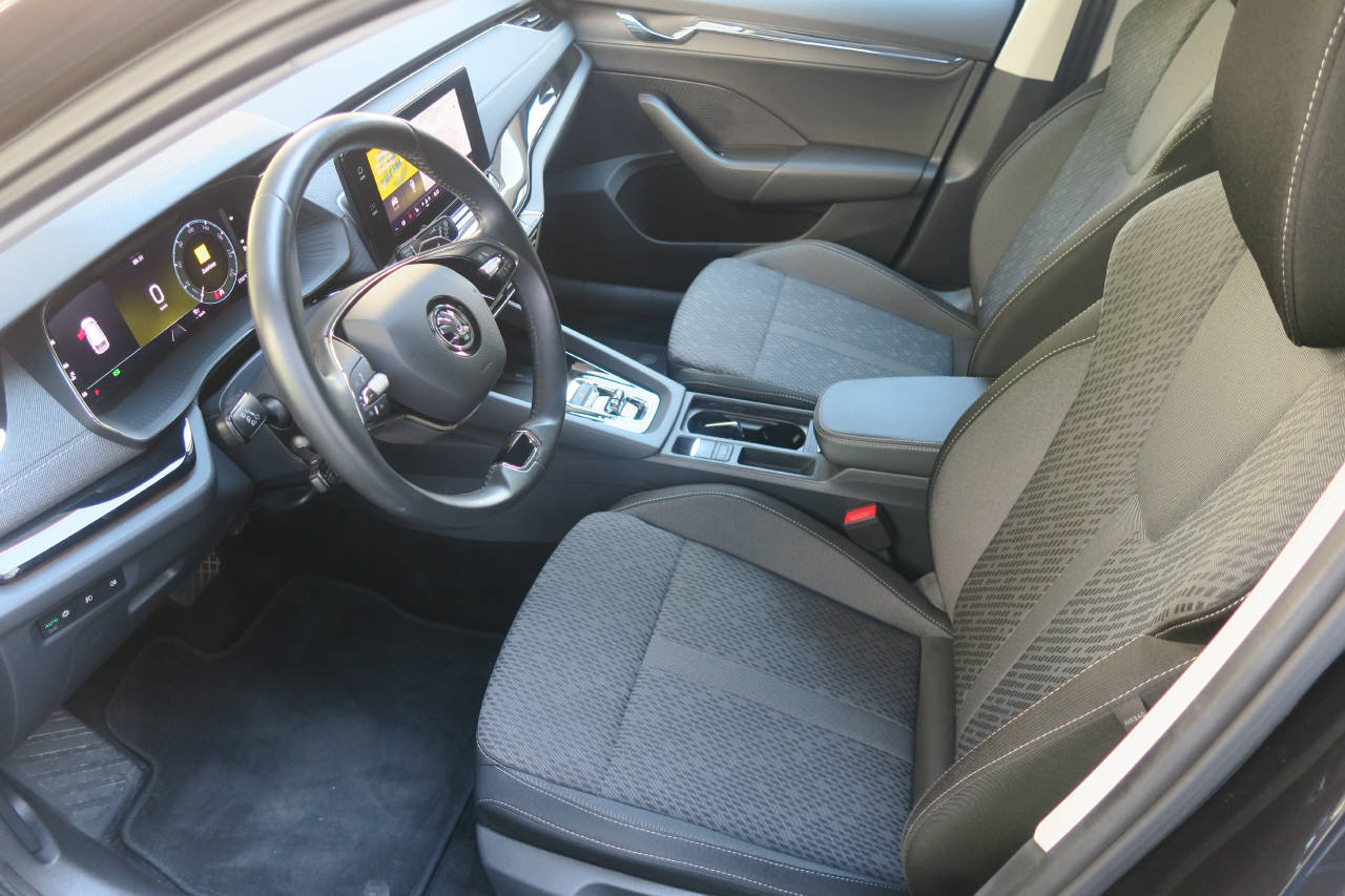 SKODA Octavia Combi 2.0 TSI Style 4x4 DSG, Petrol, Second hand / Used, Automatic - 4
