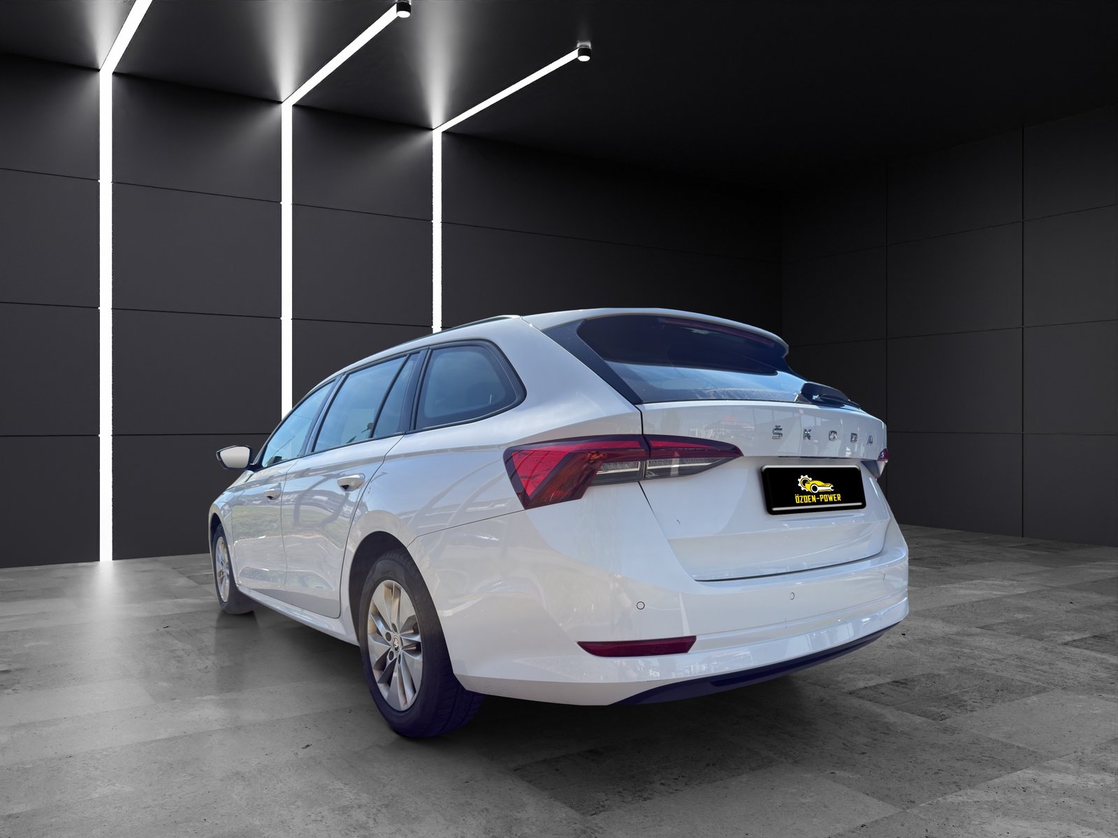 SKODA Octavia Combi 2.0 TDI DSG Style, Diesel, Occasion / Gebraucht, Automatik - 6