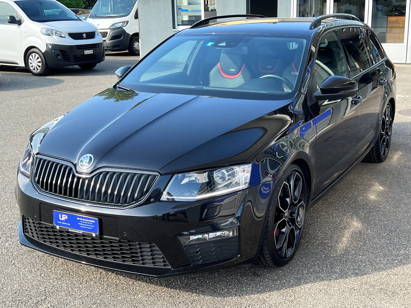 SKODA Octavia Combi 2.0 TSI RS230 DSG, Benzin, Occasion / Gebraucht, Automatik - 2