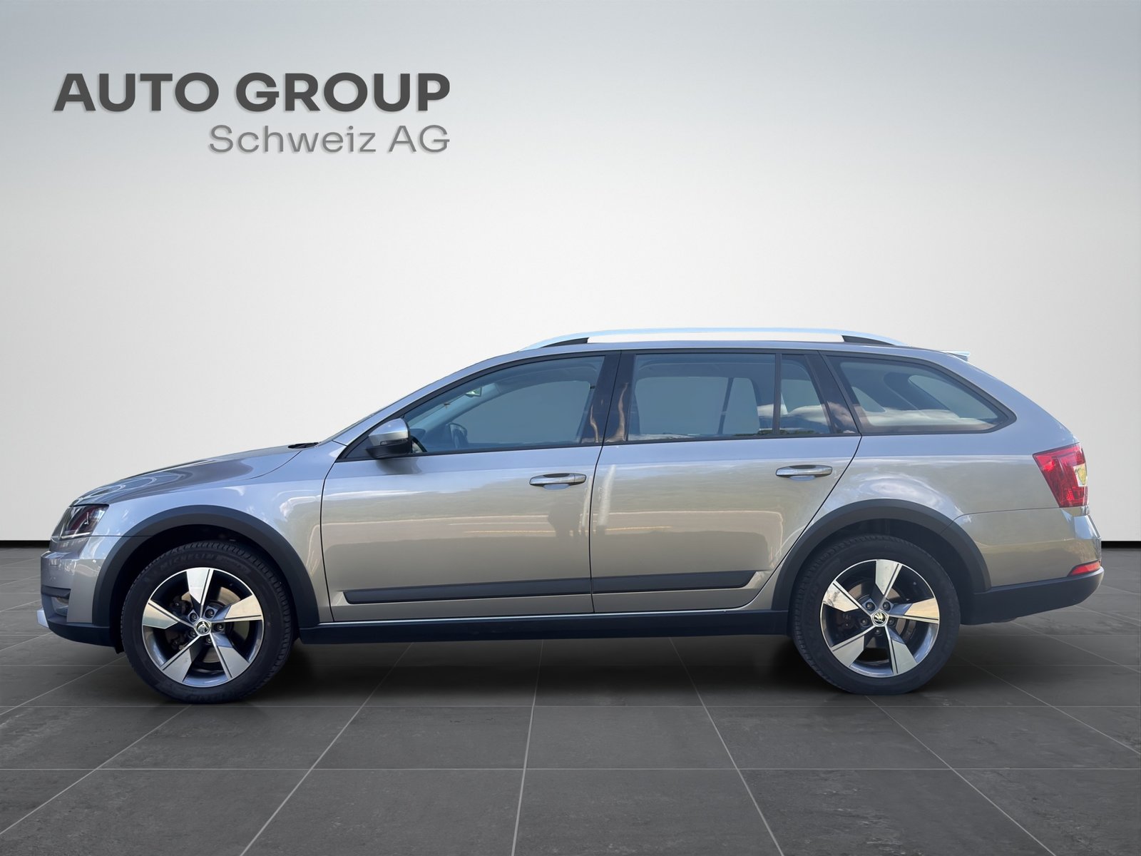 SKODA Octavia Combi 2.0 TDI Scout 4x4 DSG, Diesel, Occasion / Gebraucht, Automatik - 2