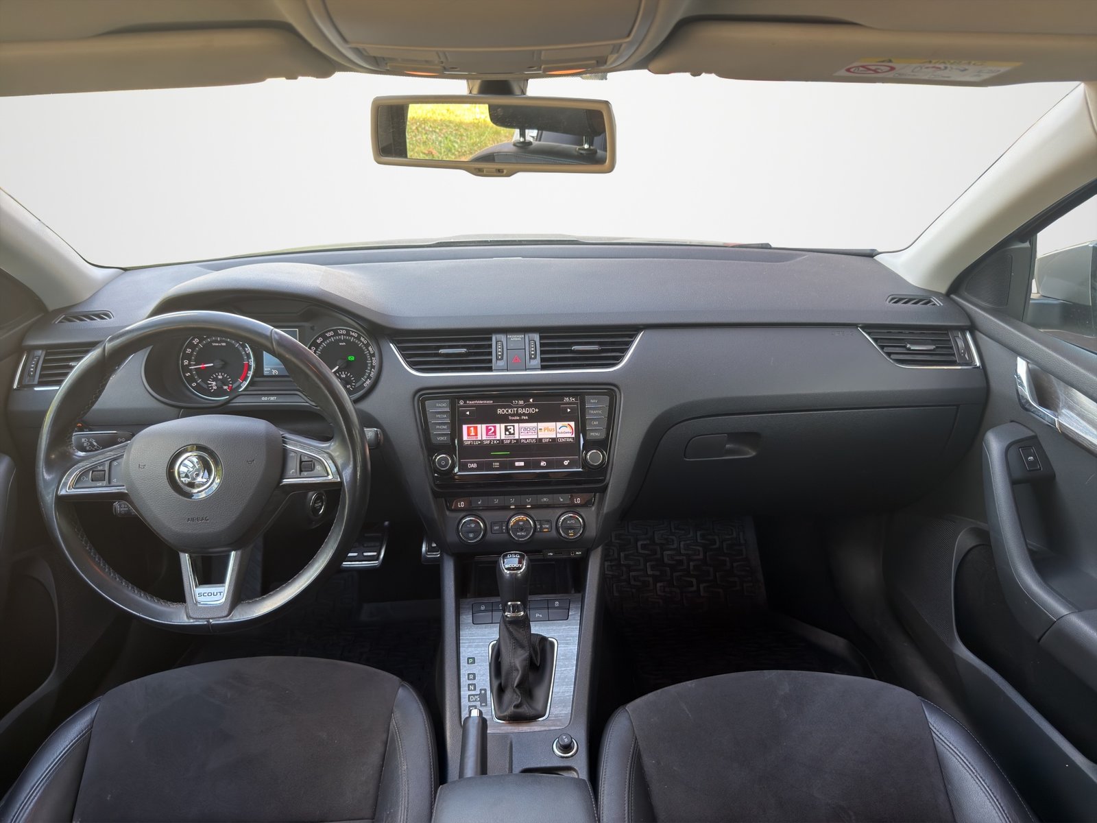 SKODA Octavia Combi 2.0 TDI Scout 4x4 DSG, Diesel, Occasion / Gebraucht, Automatik - 6