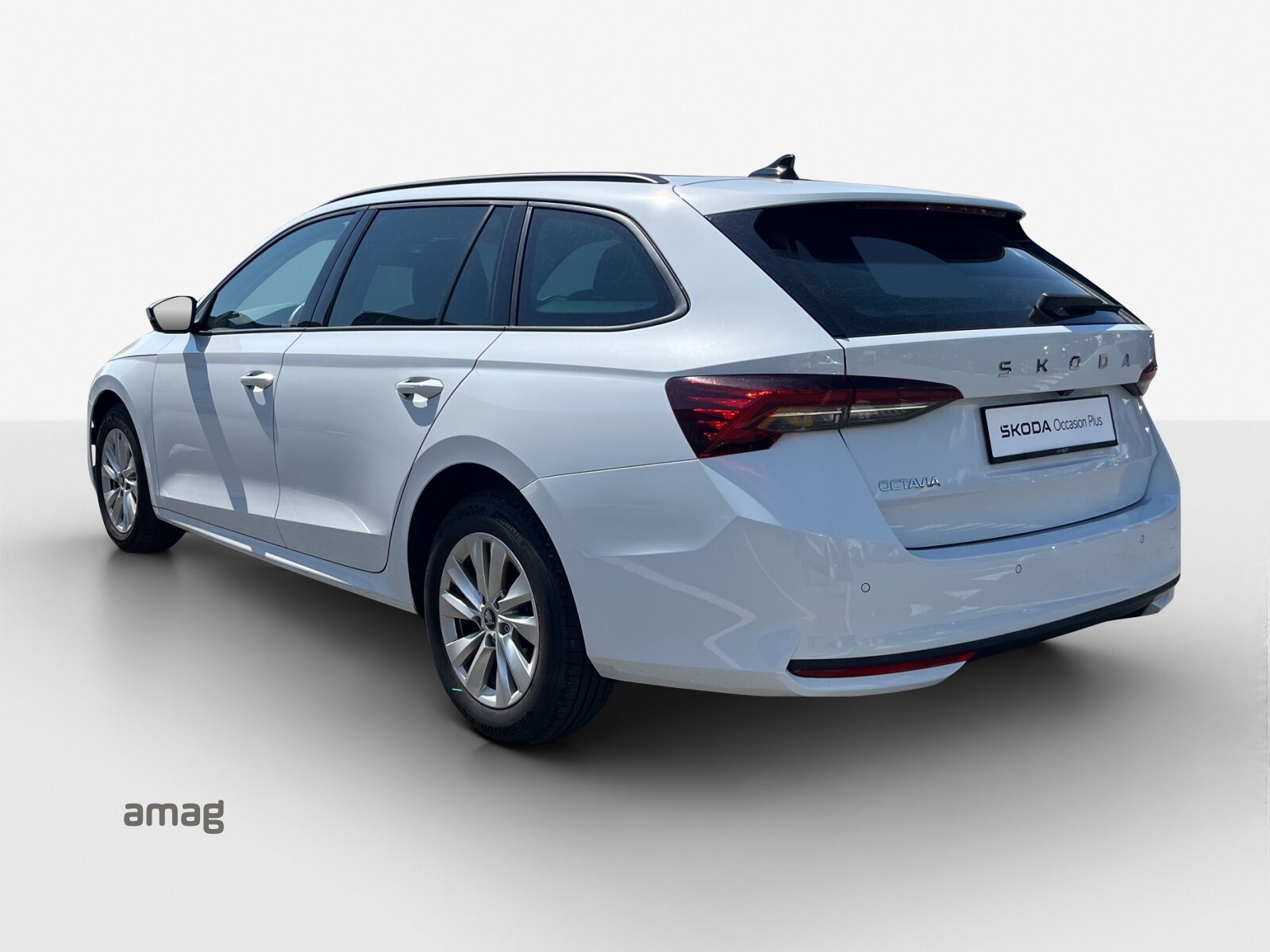 SKODA Octavia Selection MHEV, Benzin, Occasion / Gebraucht, Automatik - 3