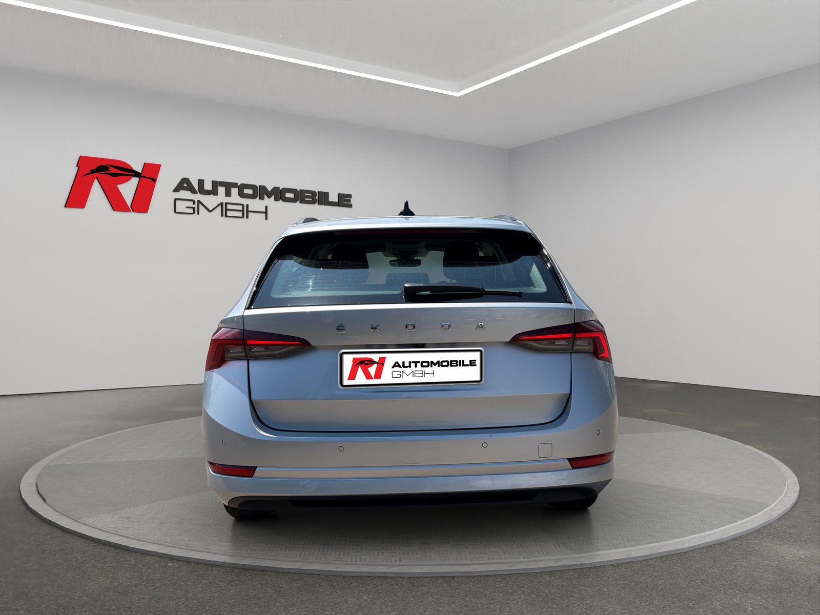 SKODA Octavia Combi 2.0 TDI DSG Style 4x4**200 PS, Diesel, Occasion / Utilisé, Automatique - 3