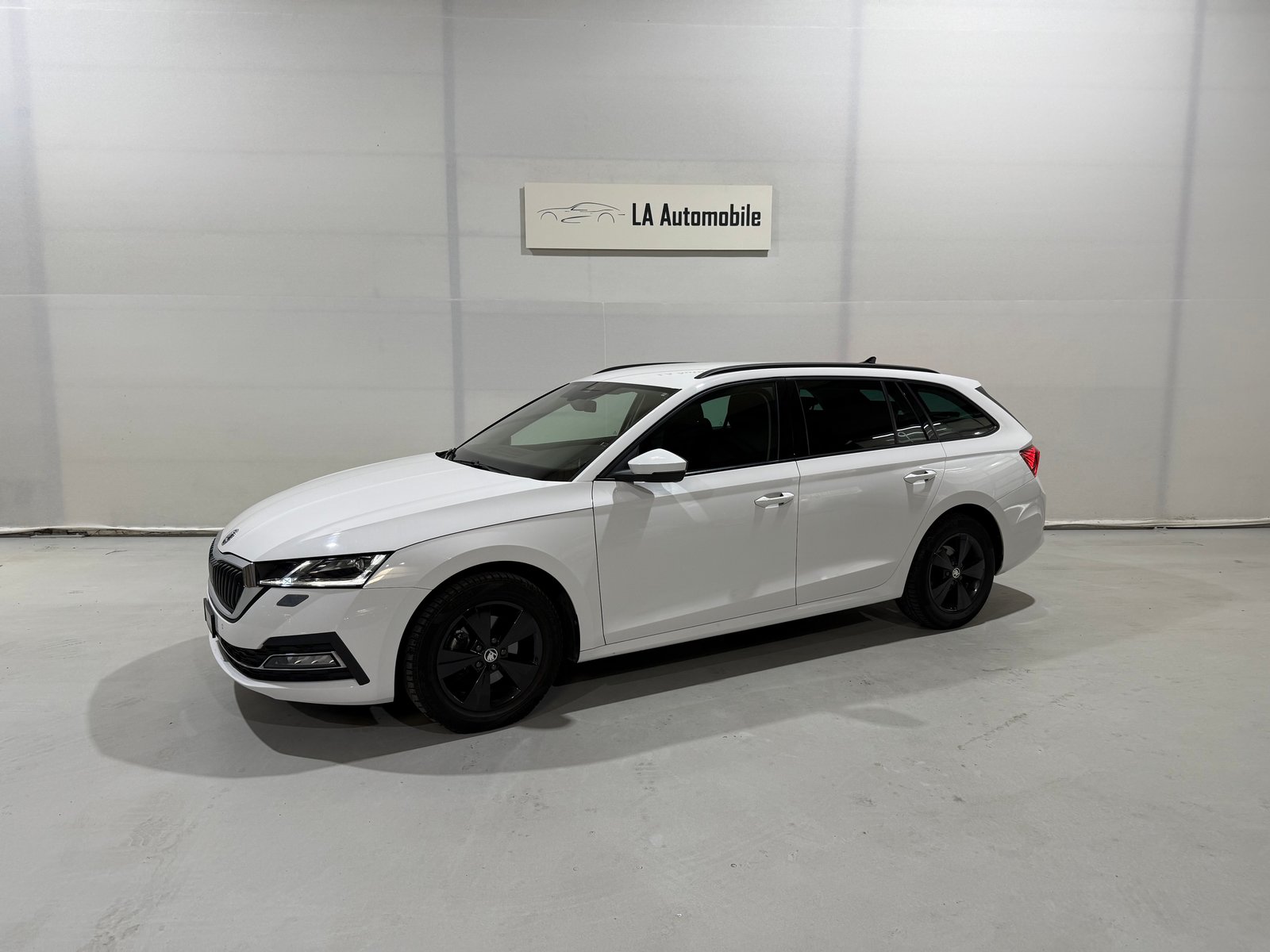 SKODA Octavia Combi 2.0 TDI DSG Style, Diesel, Occasion / Utilisé, Automatique - 2
