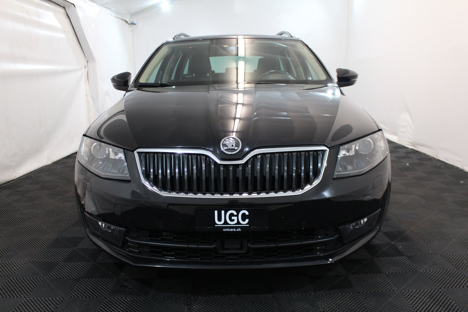 SKODA Octavia Combi 1.8 TSI L K 4x4 DSG, Benzin, Occasion / Gebraucht, Automatik - 2
