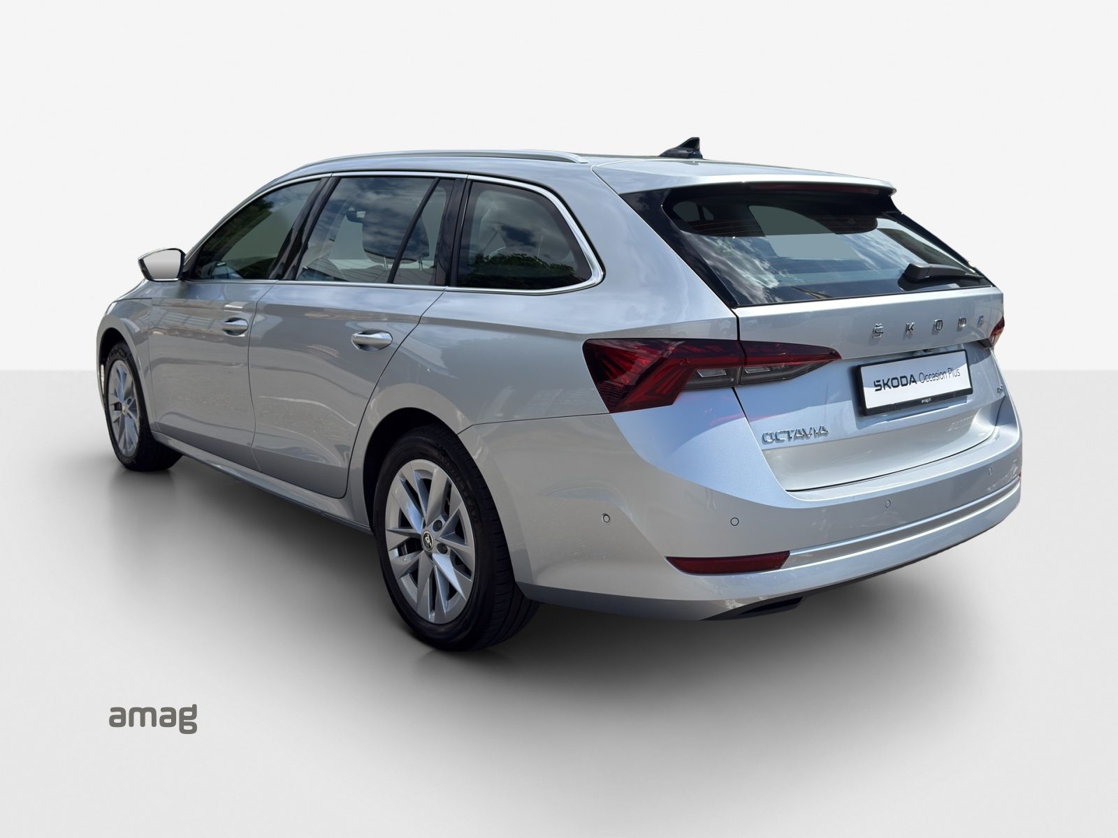 SKODA Octavia Style, Benzin, Occasion / Gebraucht, Automatik - 2
