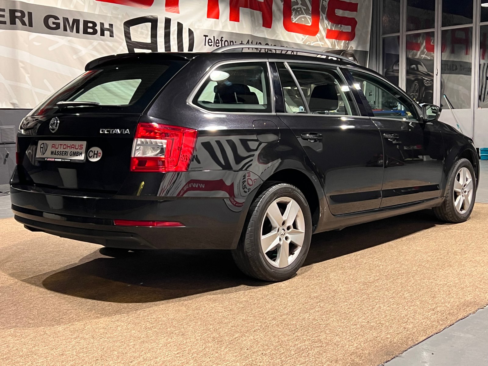 SKODA Octavia Combi 1.5 TSI Swiss Line, Benzina, Occasioni / Usate, Manuale - 3